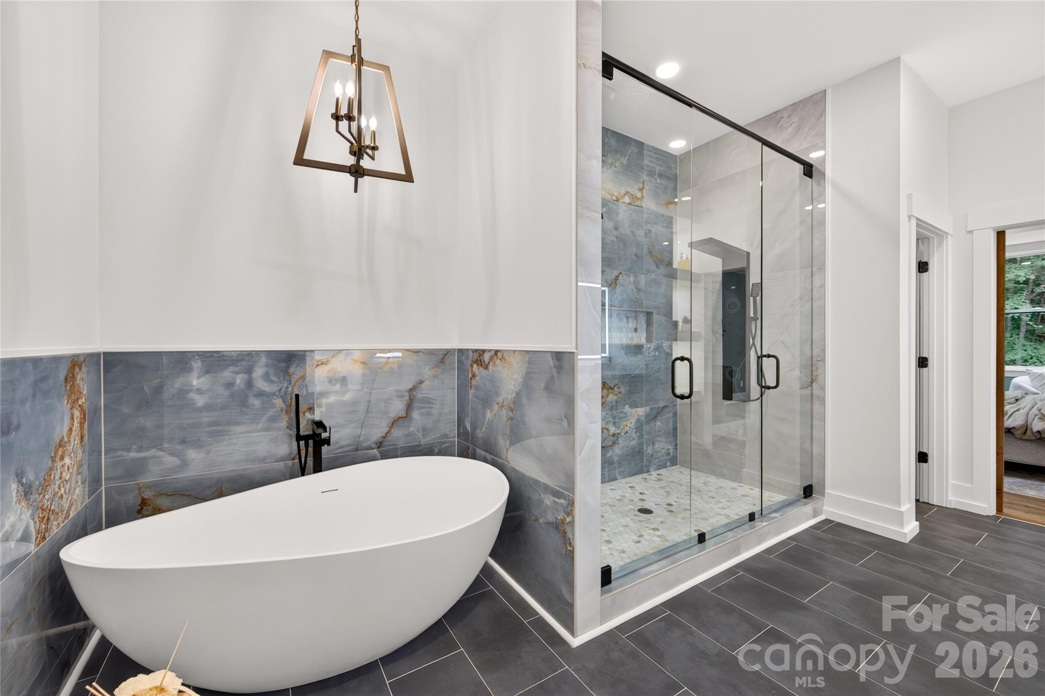 3141 Brayland Avenue — Matthews