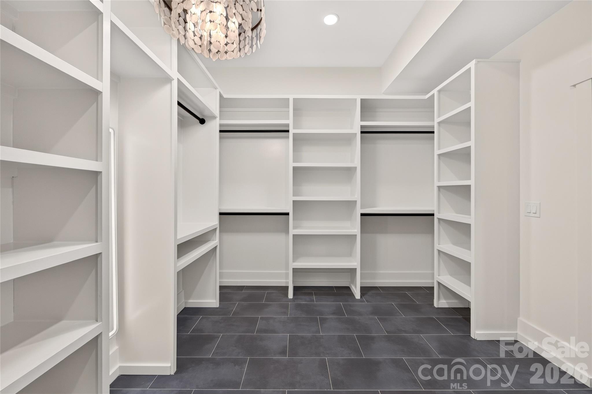 3141 Brayland Avenue — Matthews