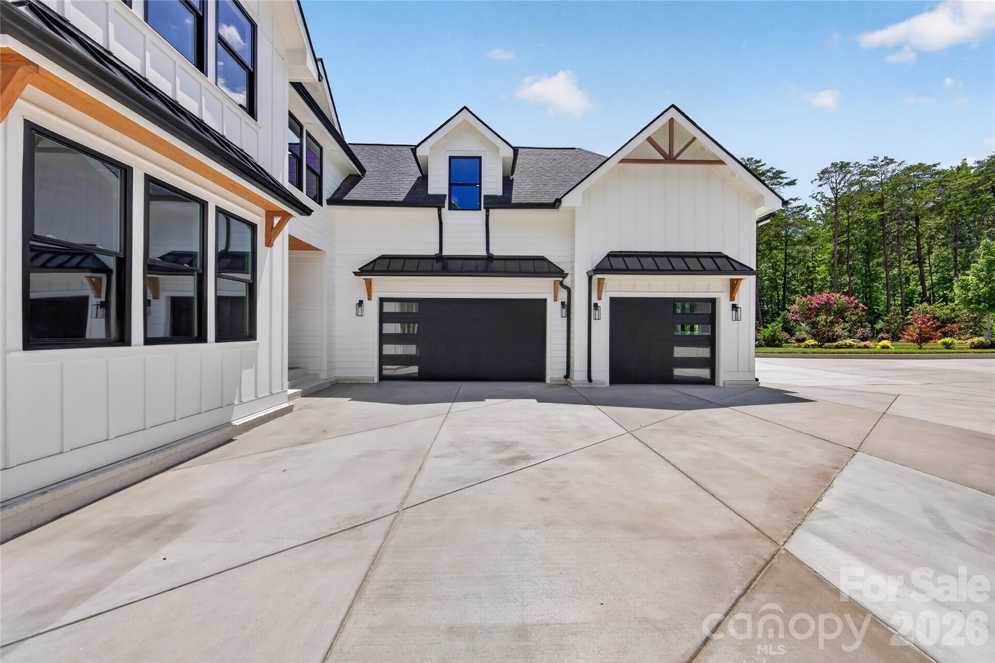 3141 Brayland Avenue — Matthews