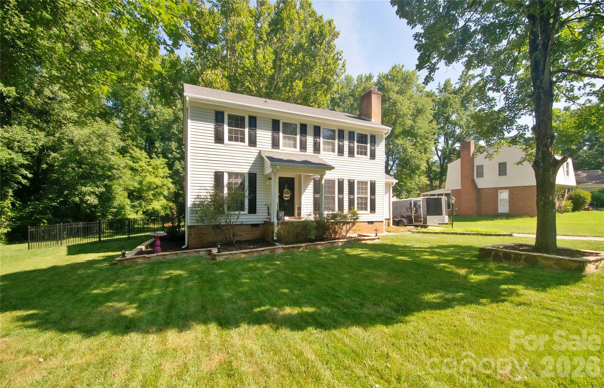 8301 Abercorn Lane — Charlotte