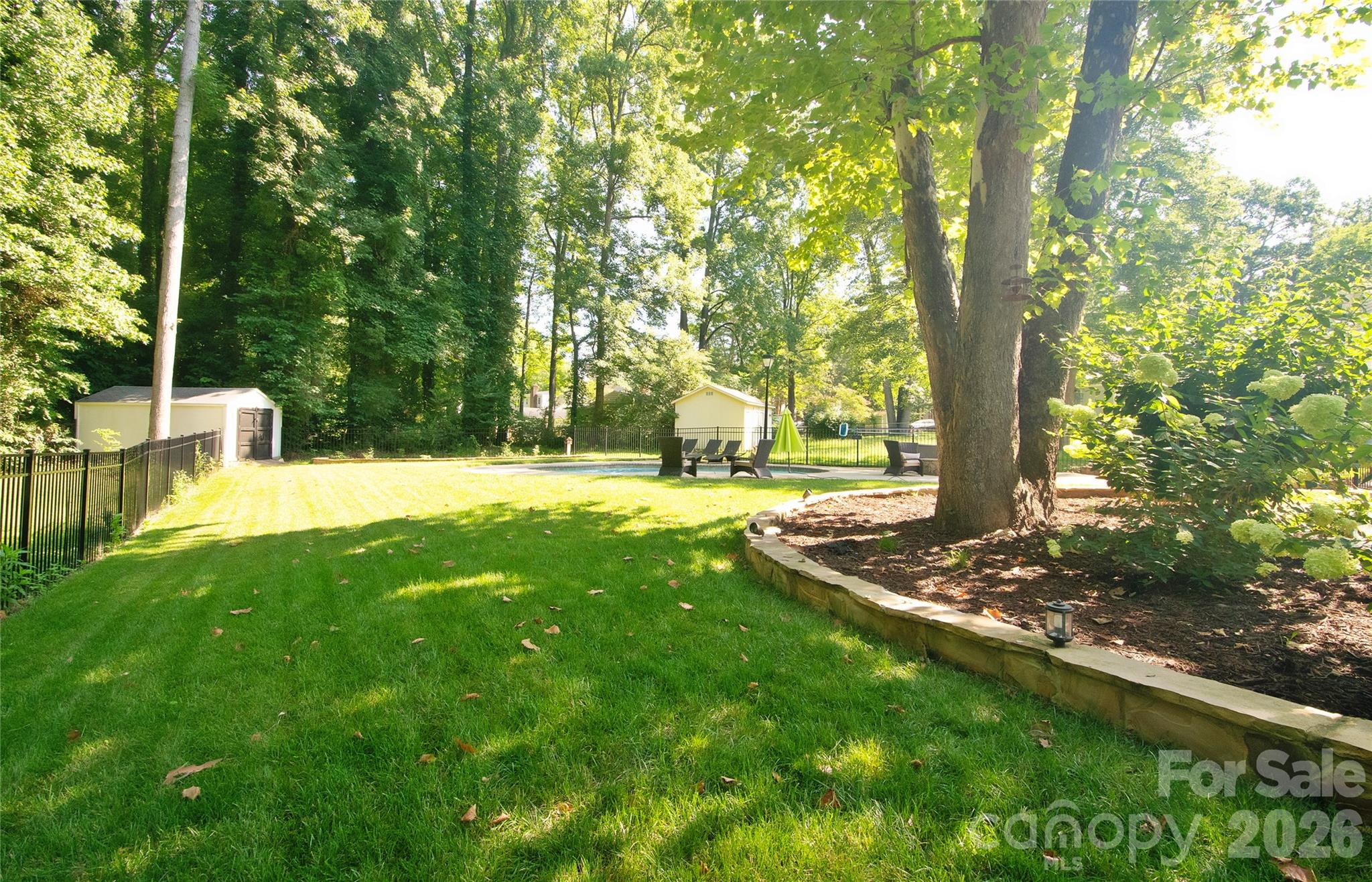 8301 Abercorn Lane — Charlotte