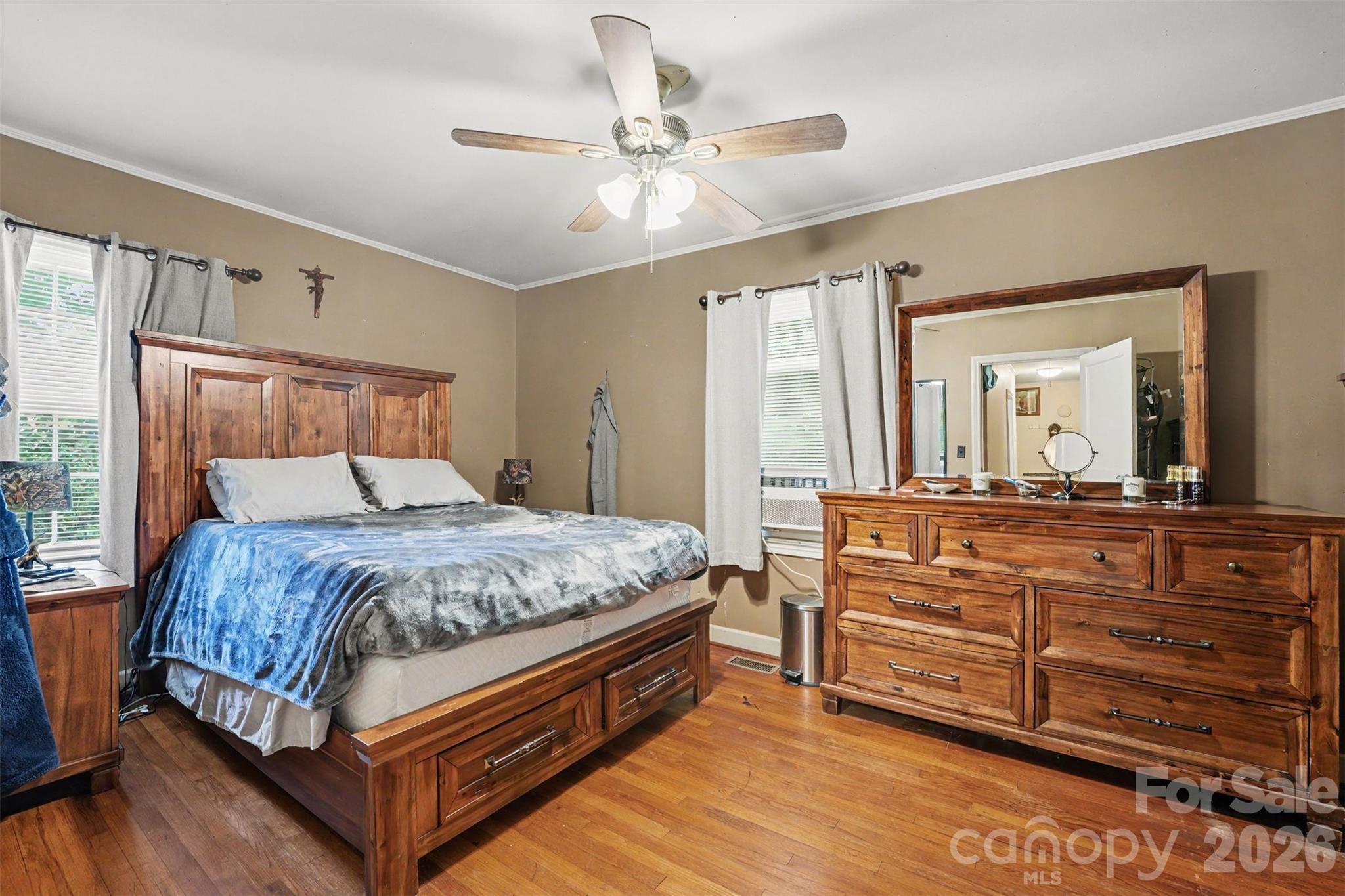109 S Pine Street — Lowell