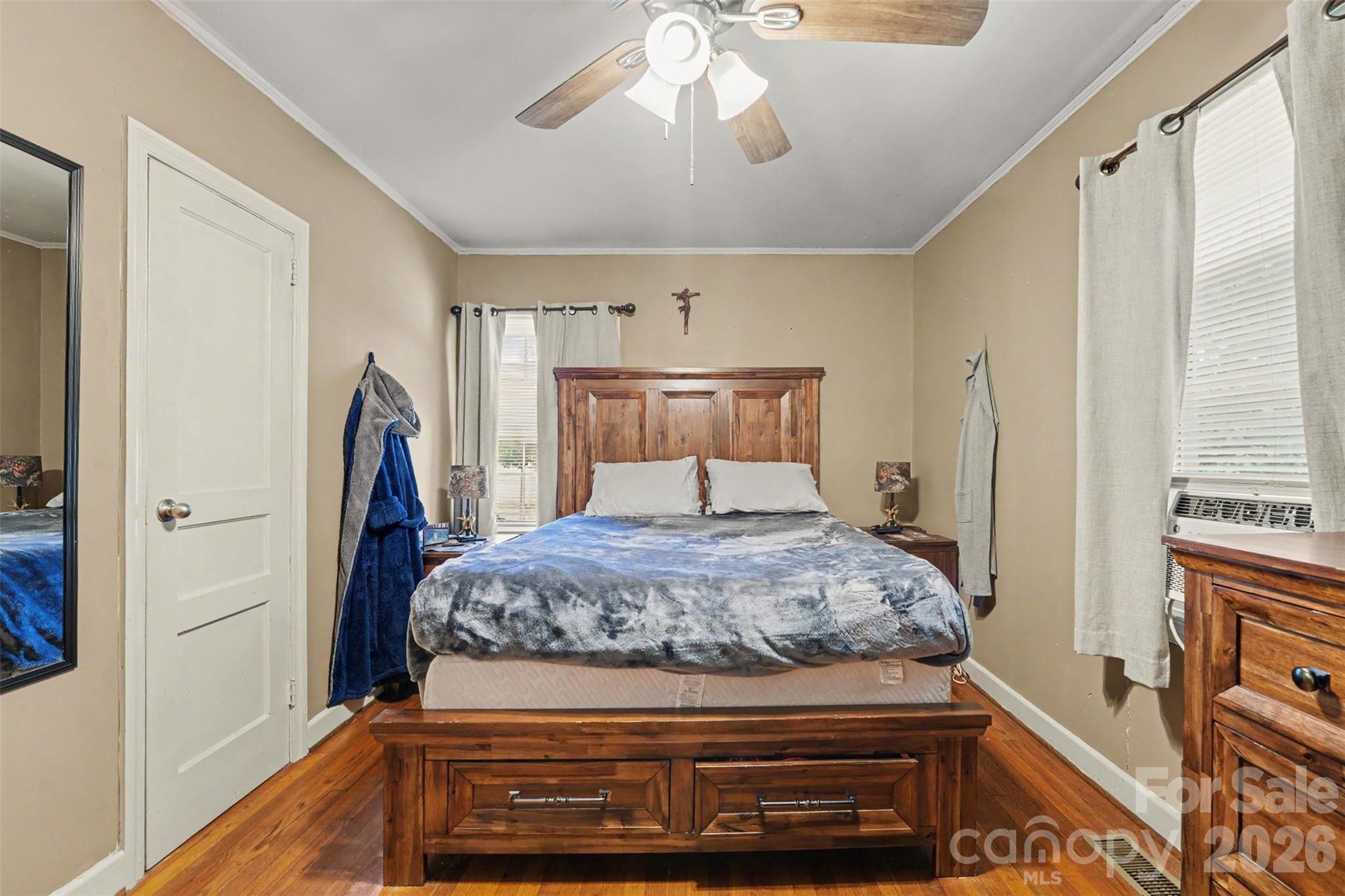 109 S Pine Street — Lowell