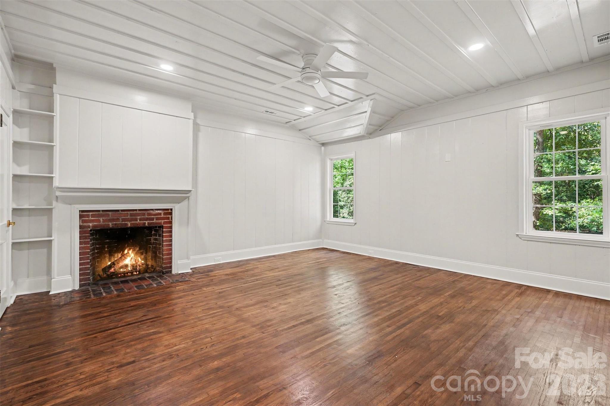 601 Marion Sims Drive — Lancaster