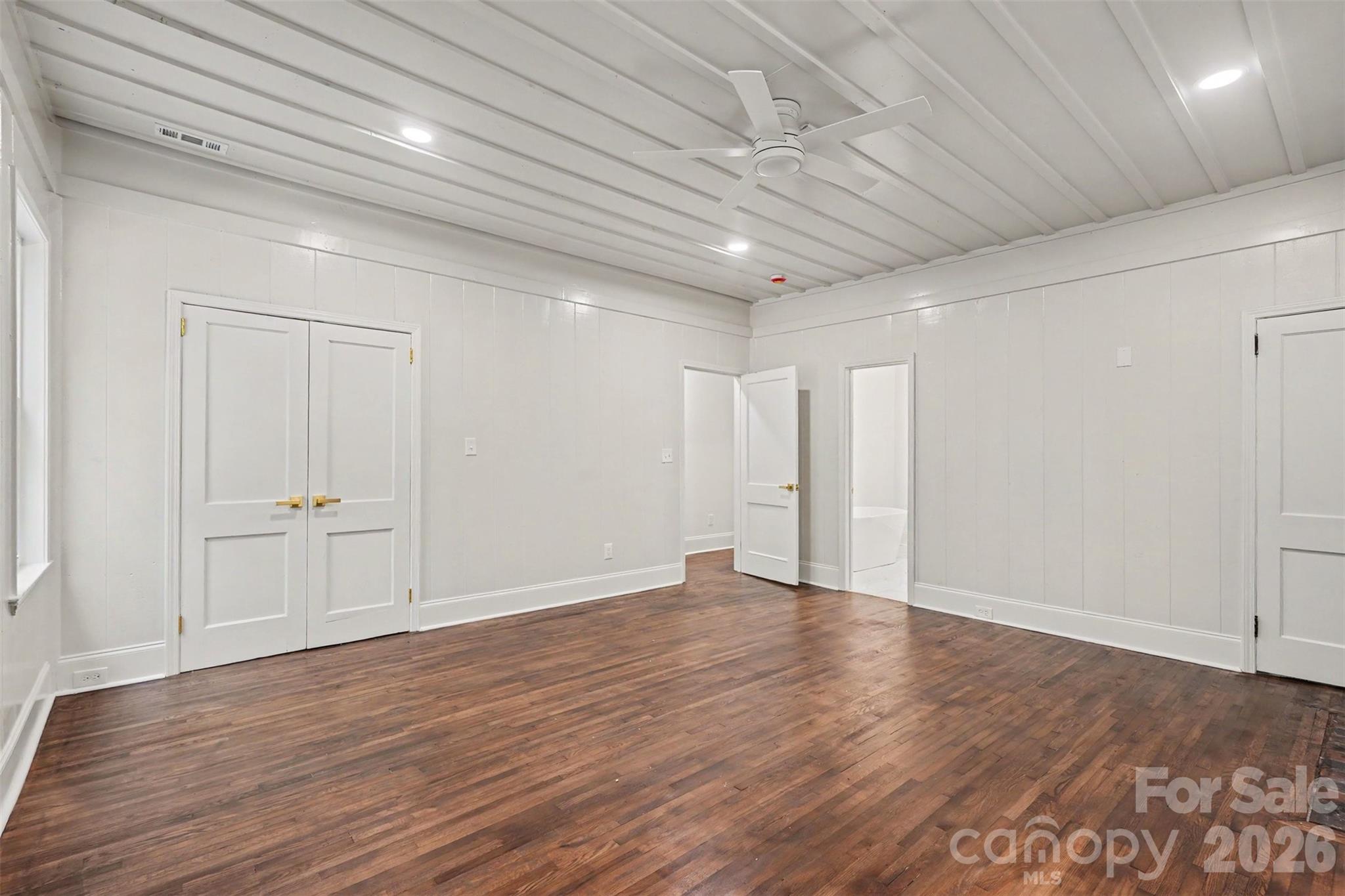601 Marion Sims Drive — Lancaster