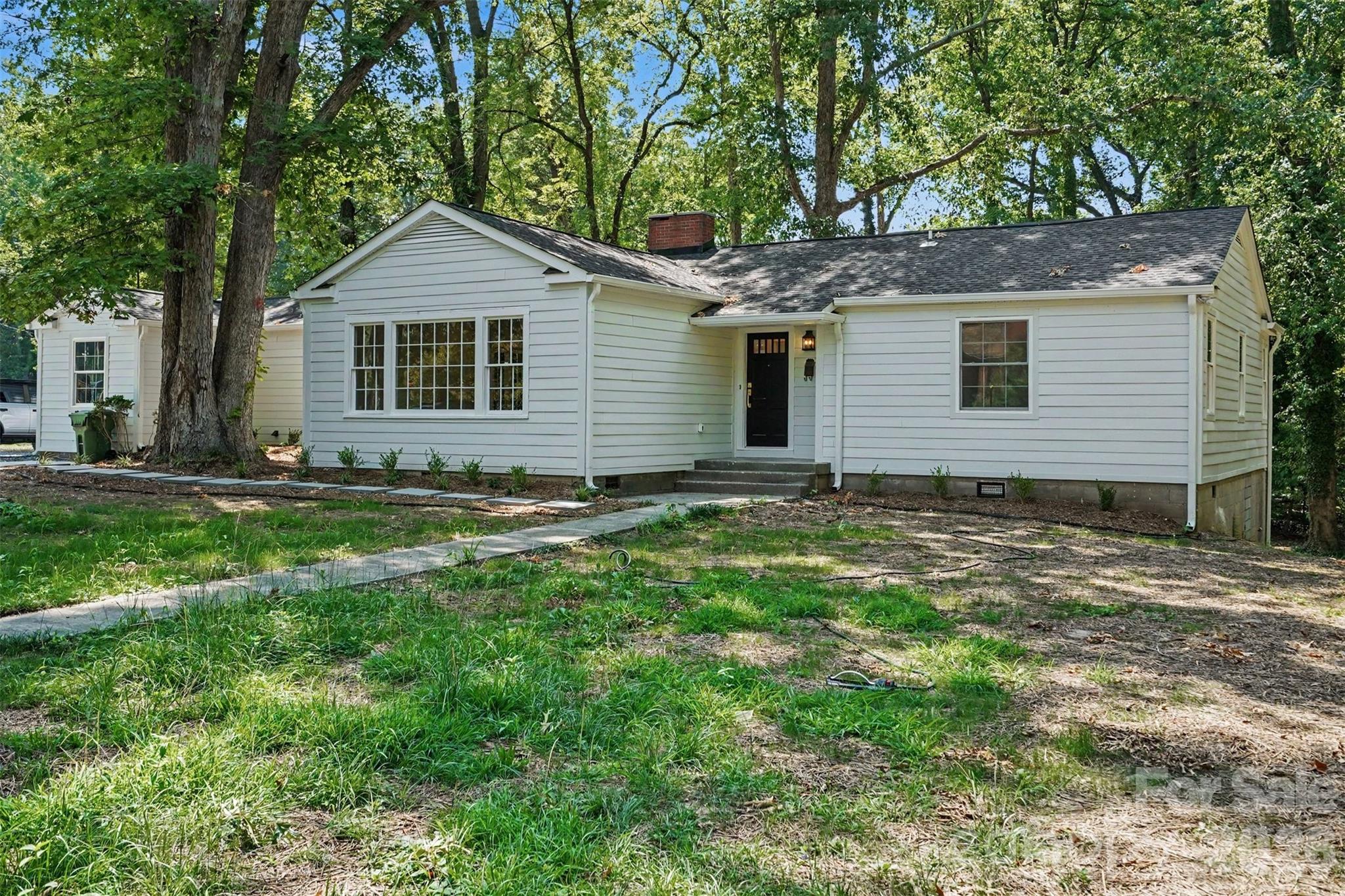 601 Marion Sims Drive — Lancaster