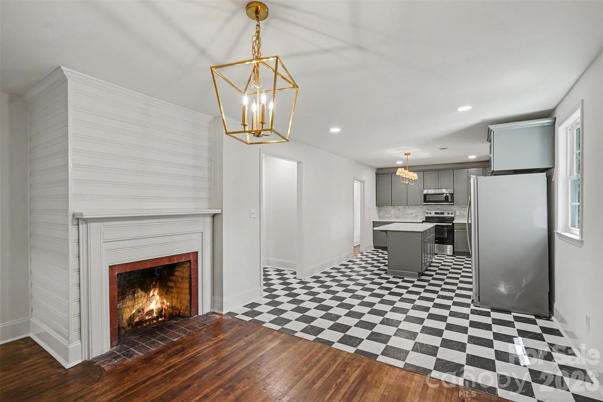 601 Marion Sims Drive — Lancaster
