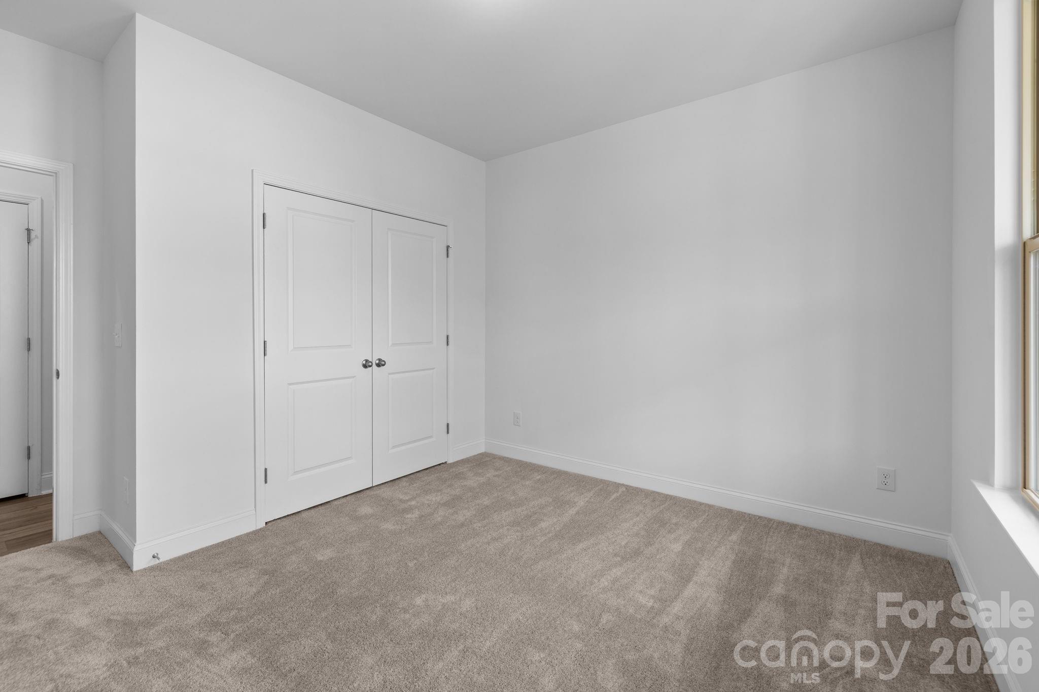 1284 Aft Lane — York
