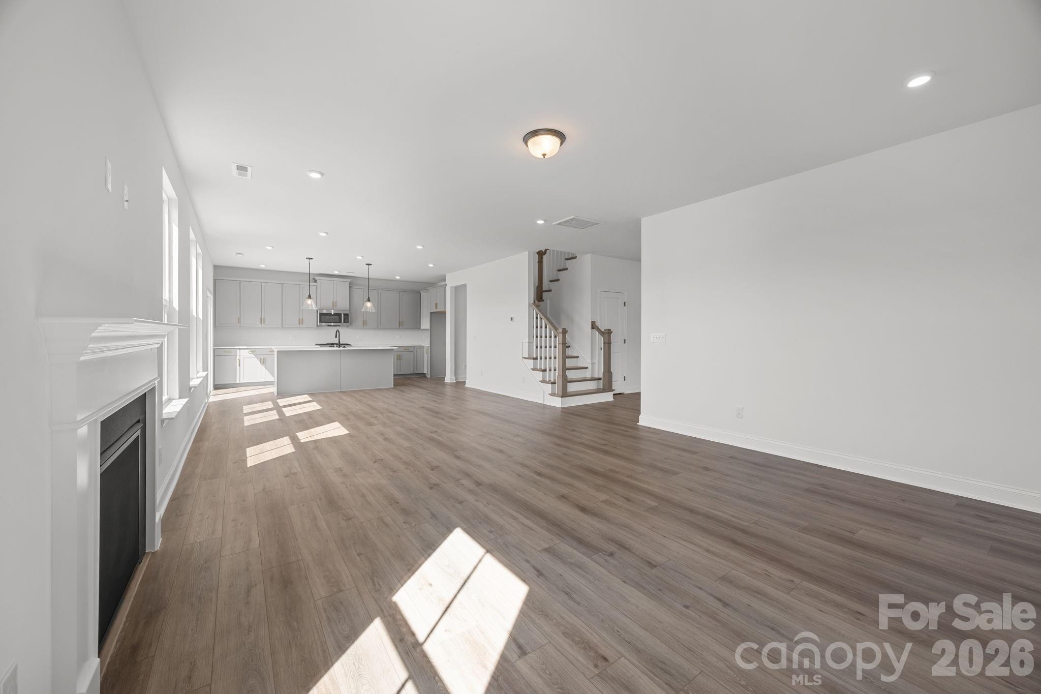 1288 Aft Lane — York