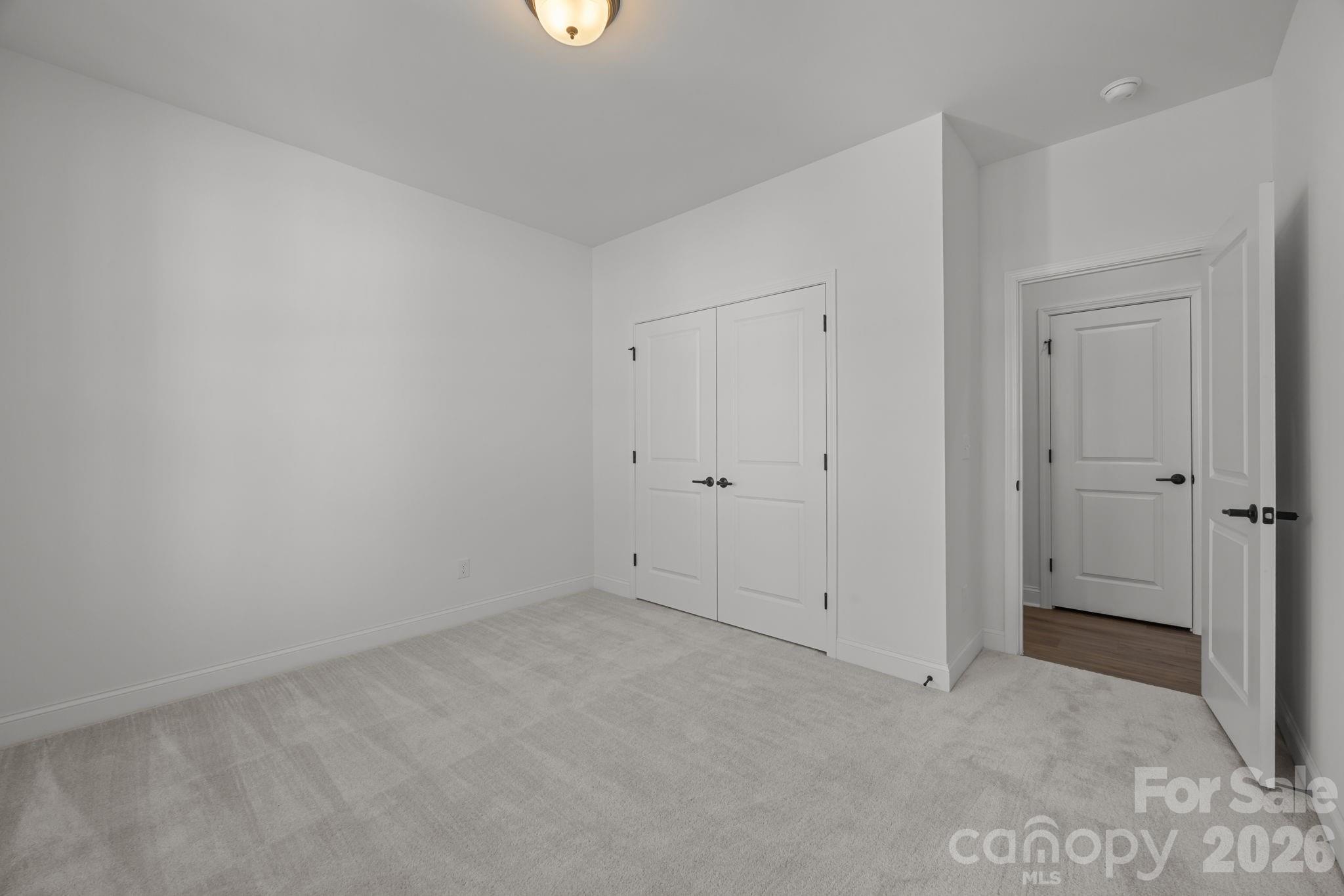1288 Aft Lane — York