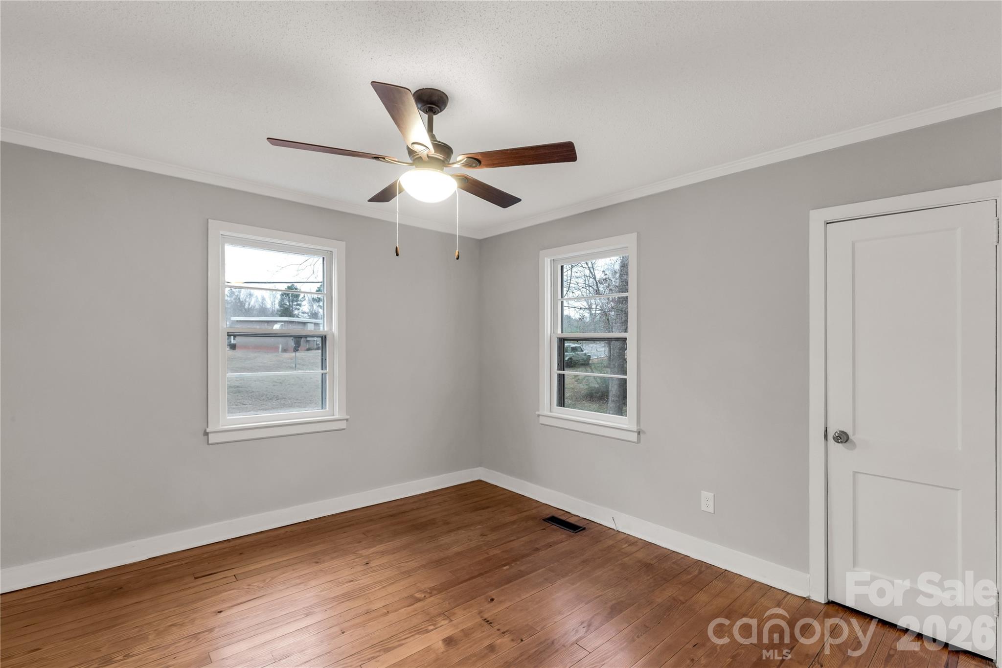 1250 Hampton Grace Avenue — Lancaster