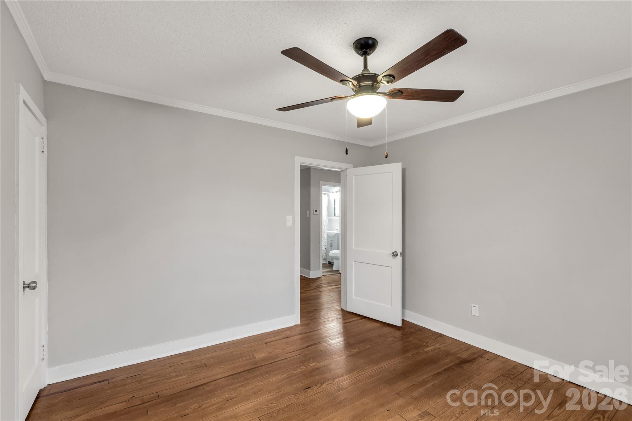 1250 Hampton Grace Avenue — Lancaster
