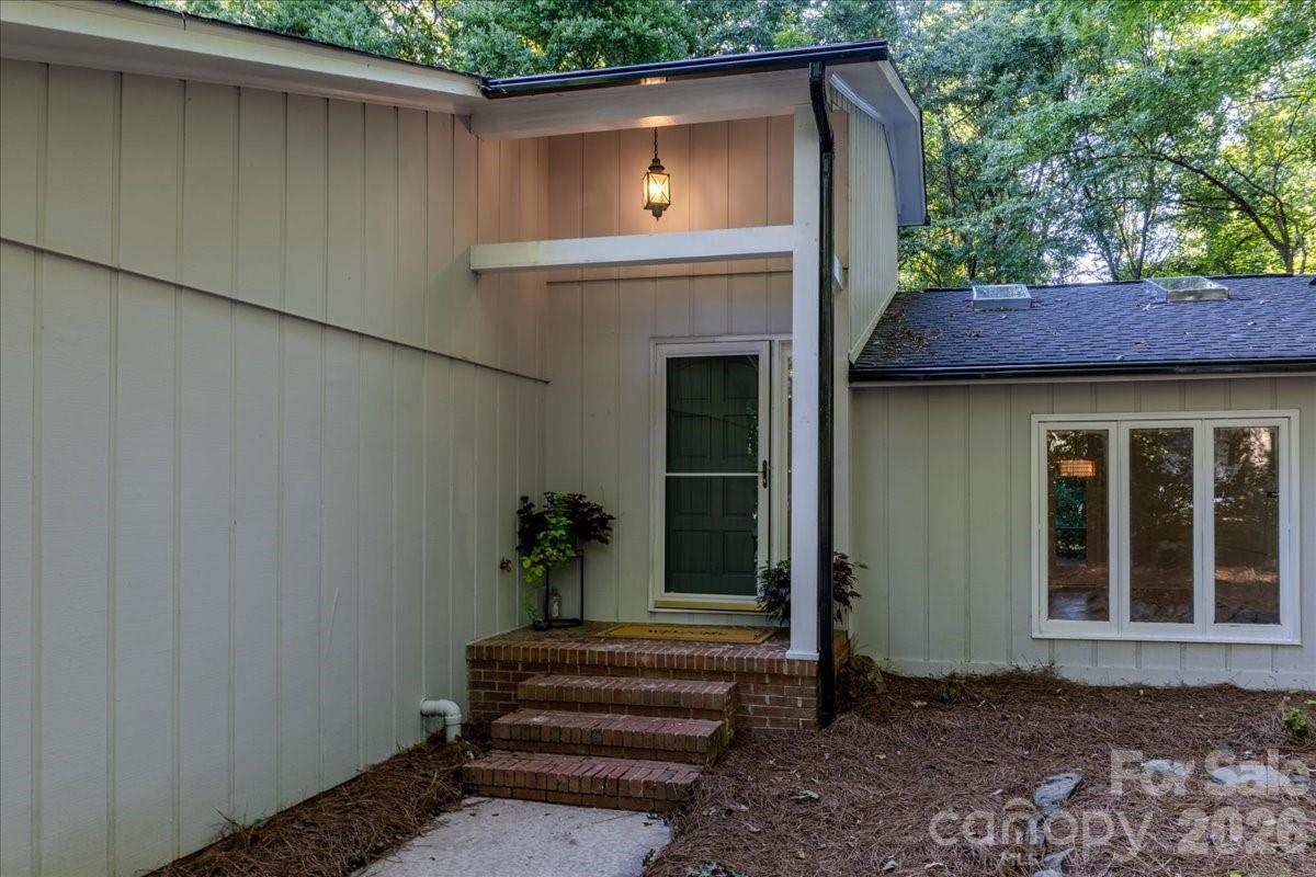1107 Spring Fall Court — Charlotte