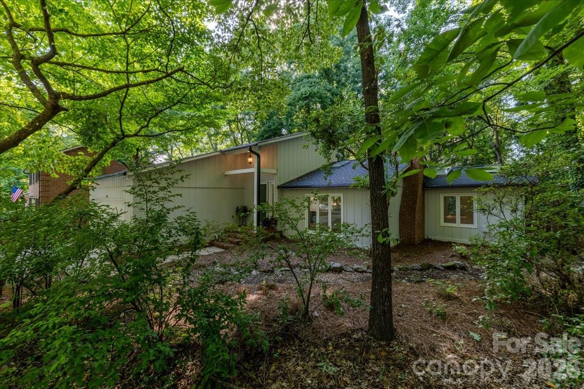 1107 Spring Fall Court — Charlotte