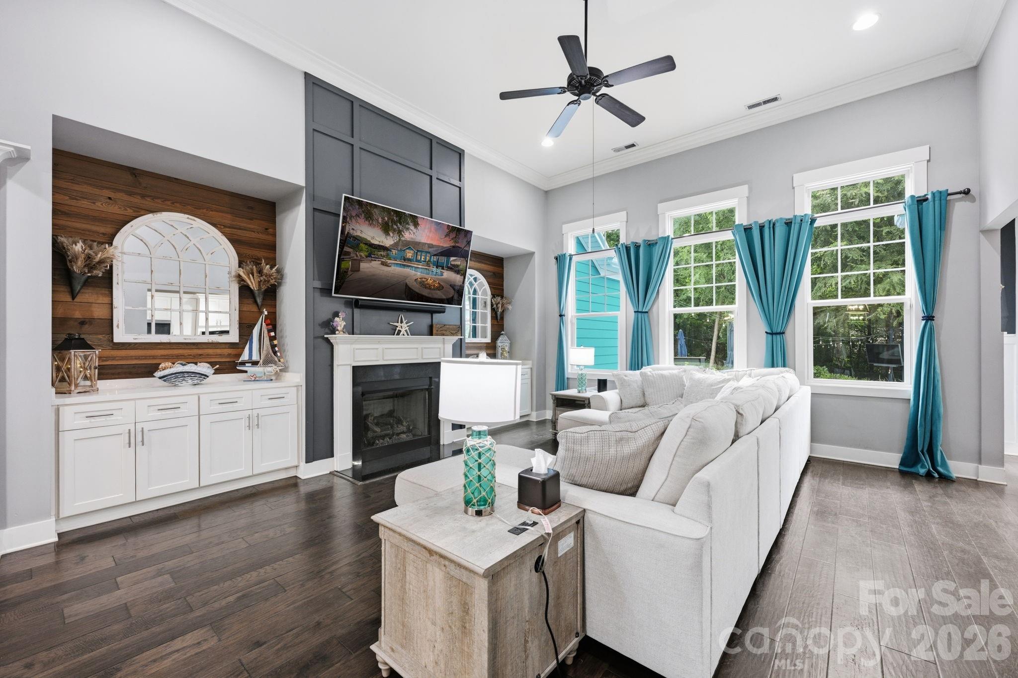 6957 Pin Oaks Drive — Denver