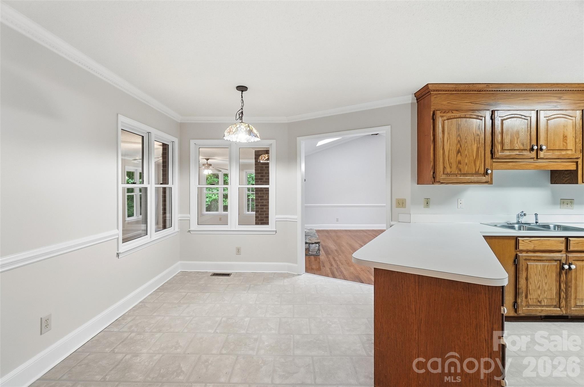 17047 Pond Road — Locust
