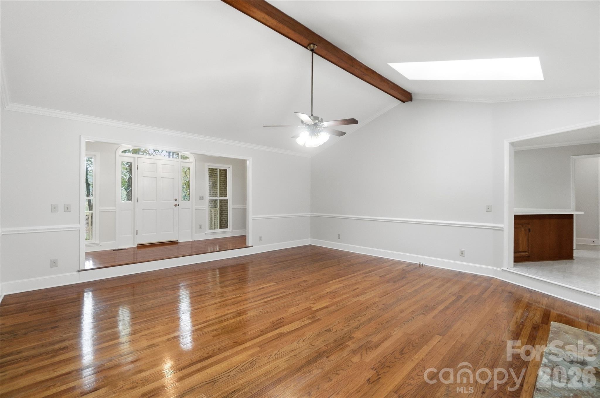 17047 Pond Road — Locust