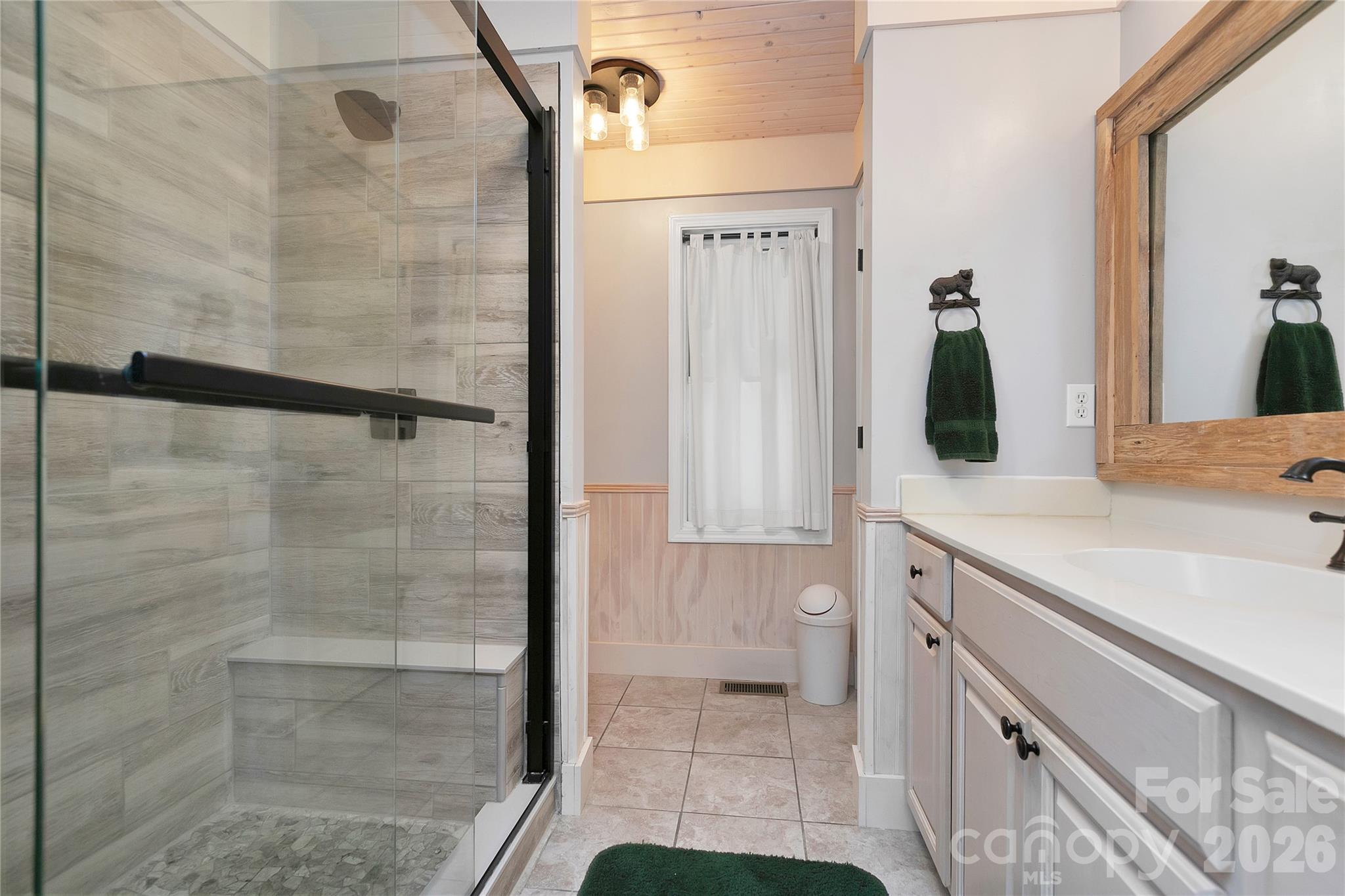 2 Duya Court — Brevard