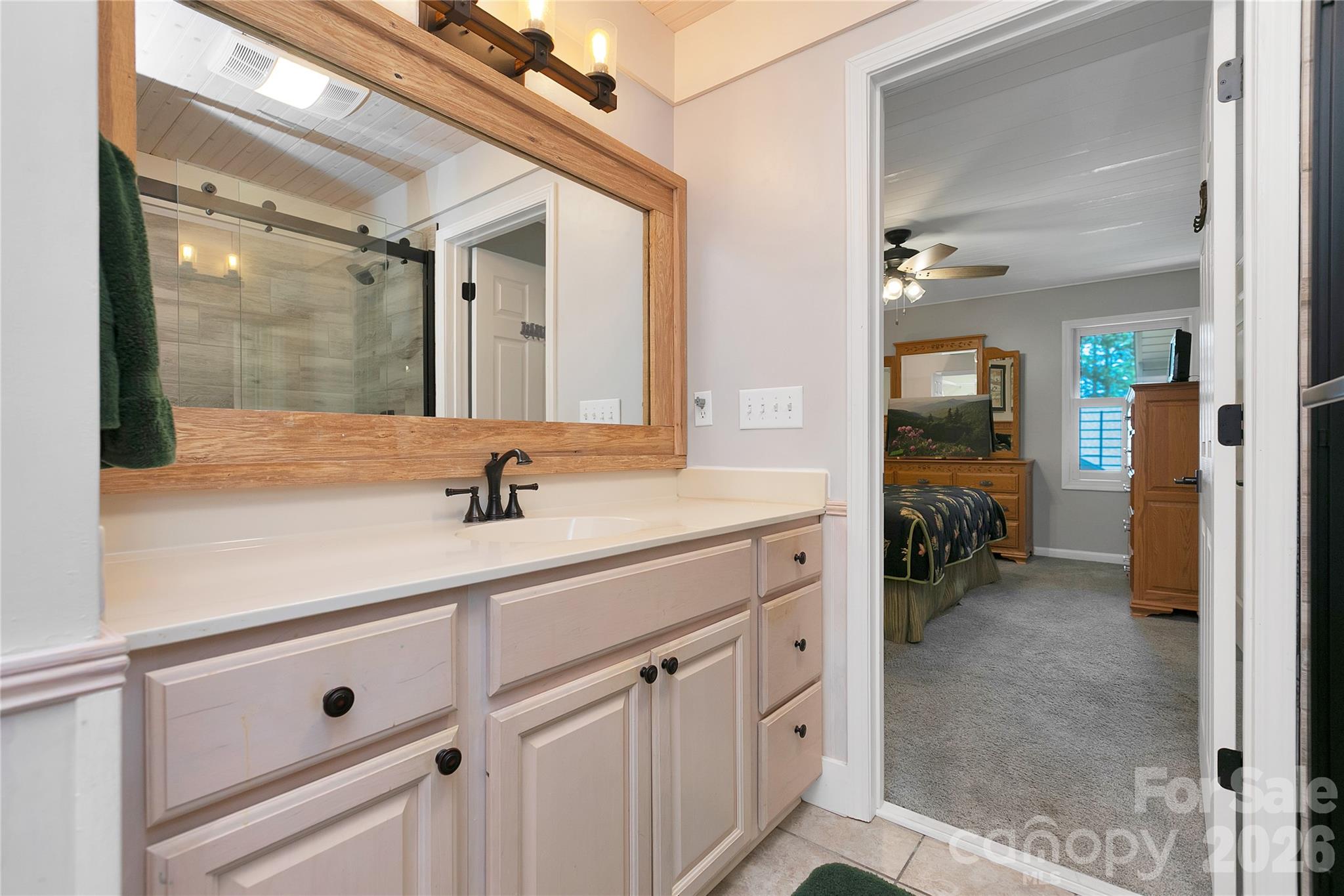 2 Duya Court — Brevard