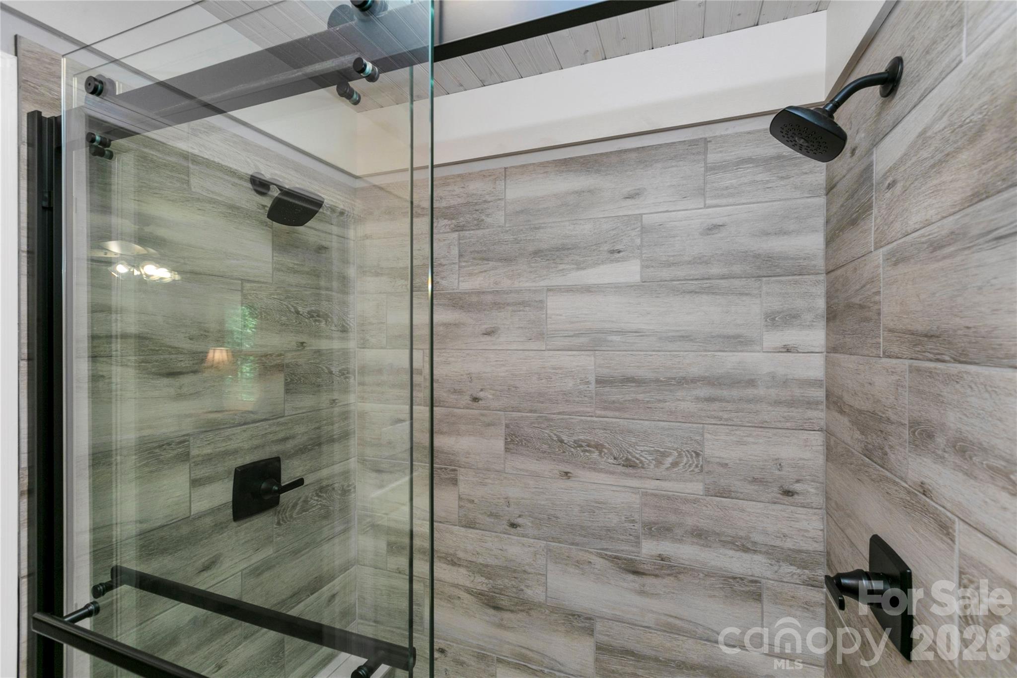 2 Duya Court — Brevard