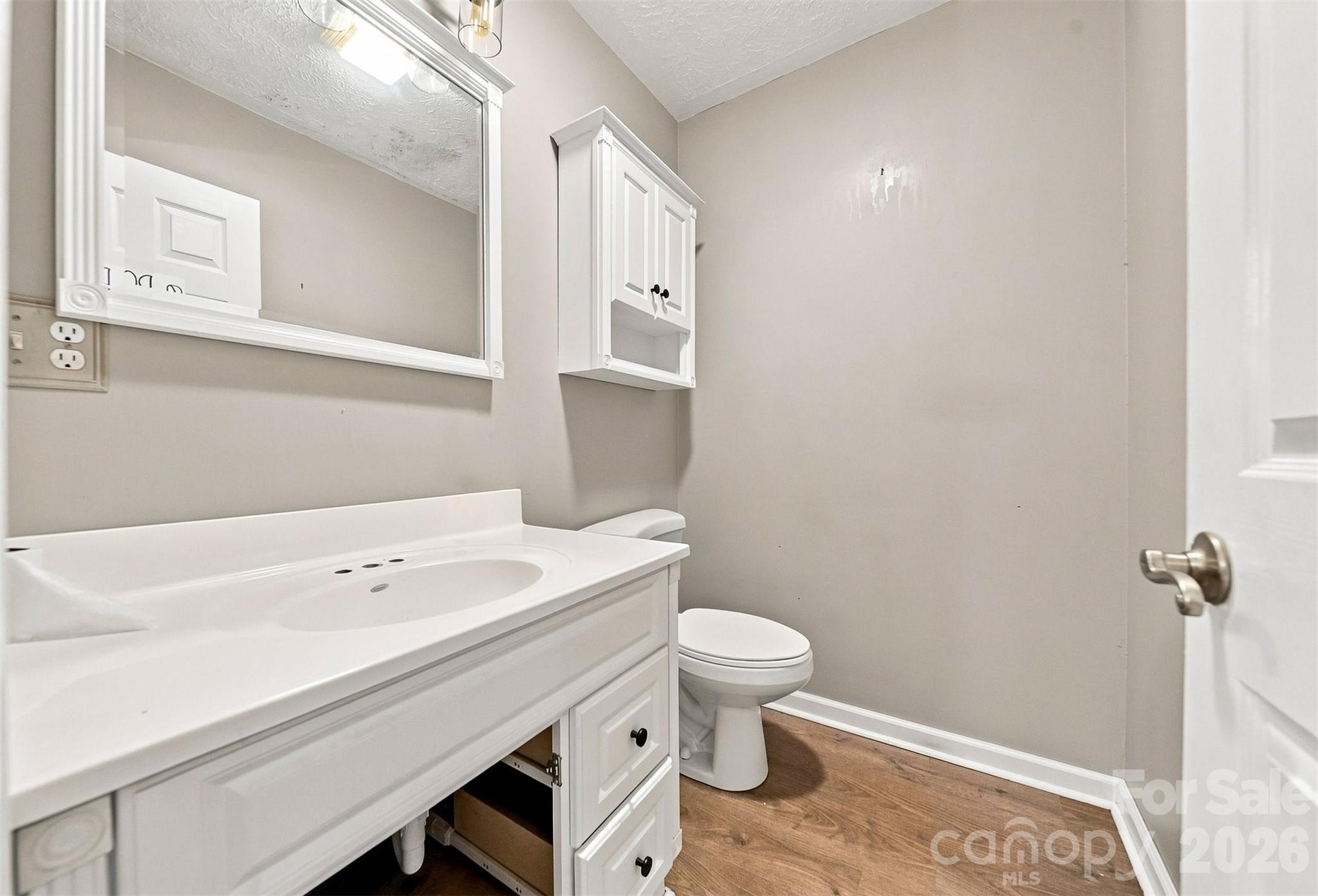 1261 Davis Road — Lincolnton