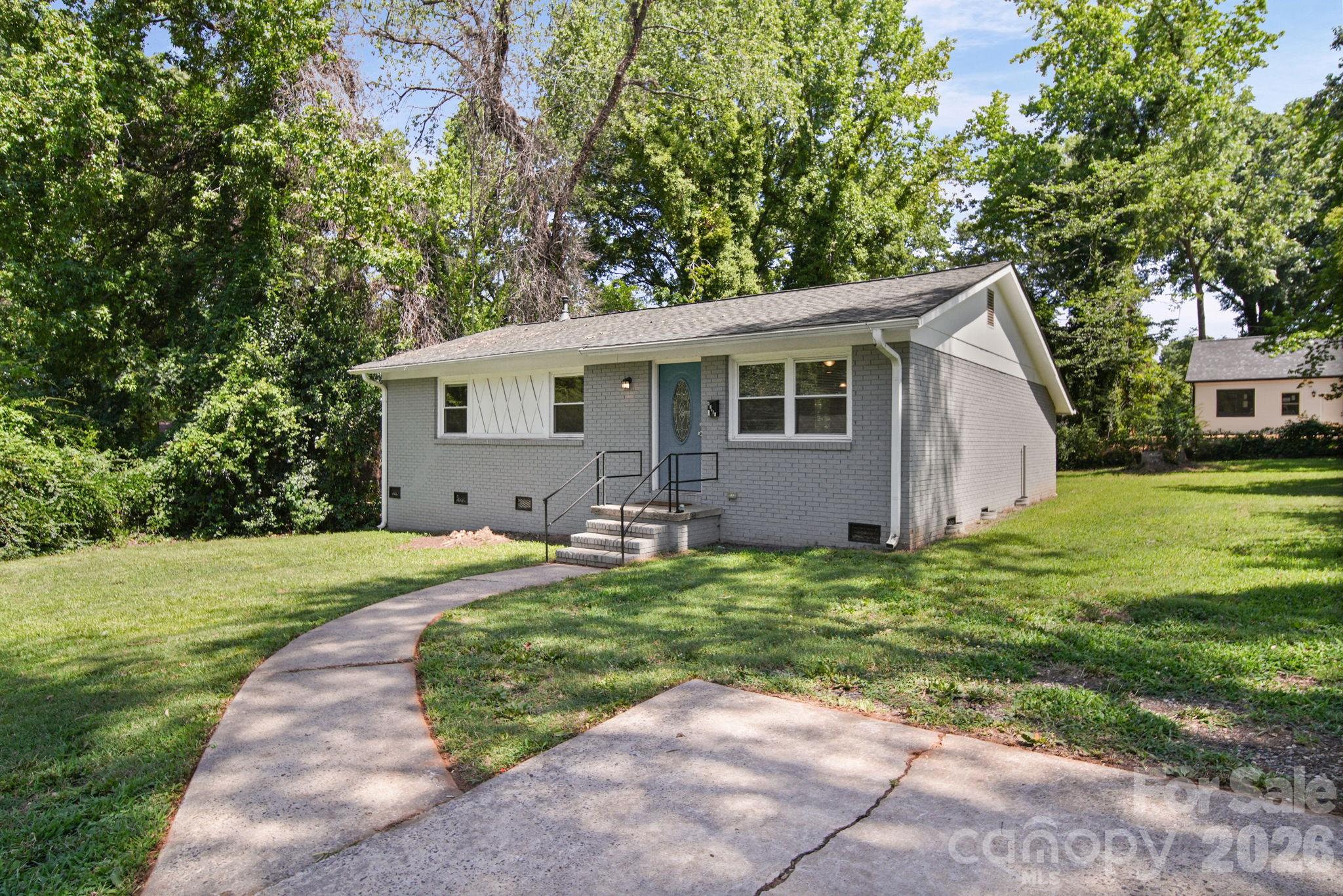 4316 Mckinley Drive — Charlotte