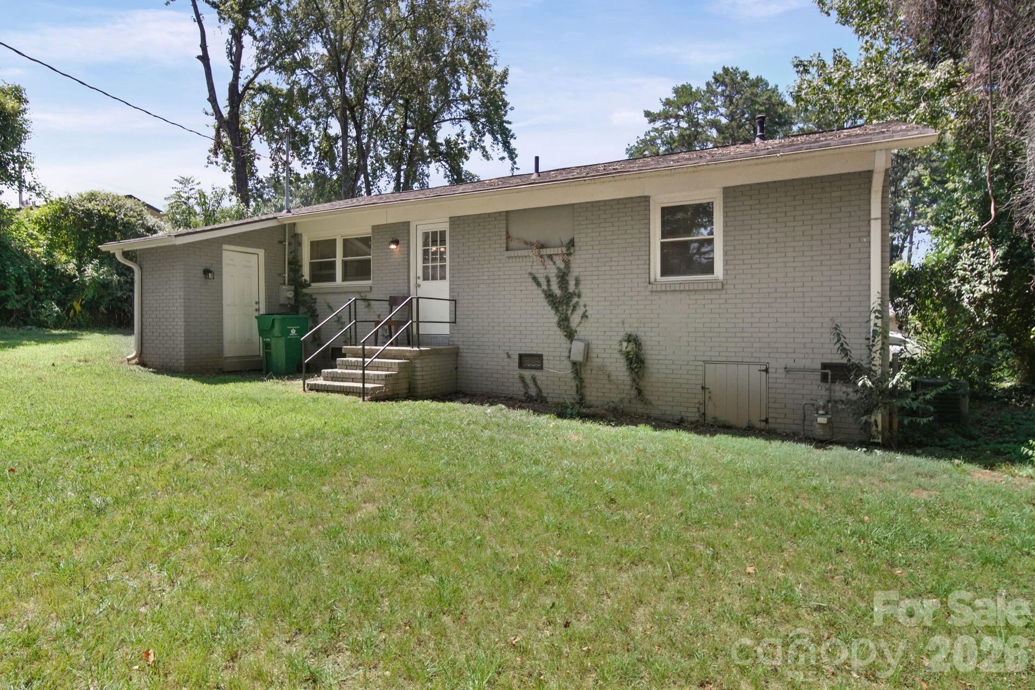 4316 Mckinley Drive — Charlotte