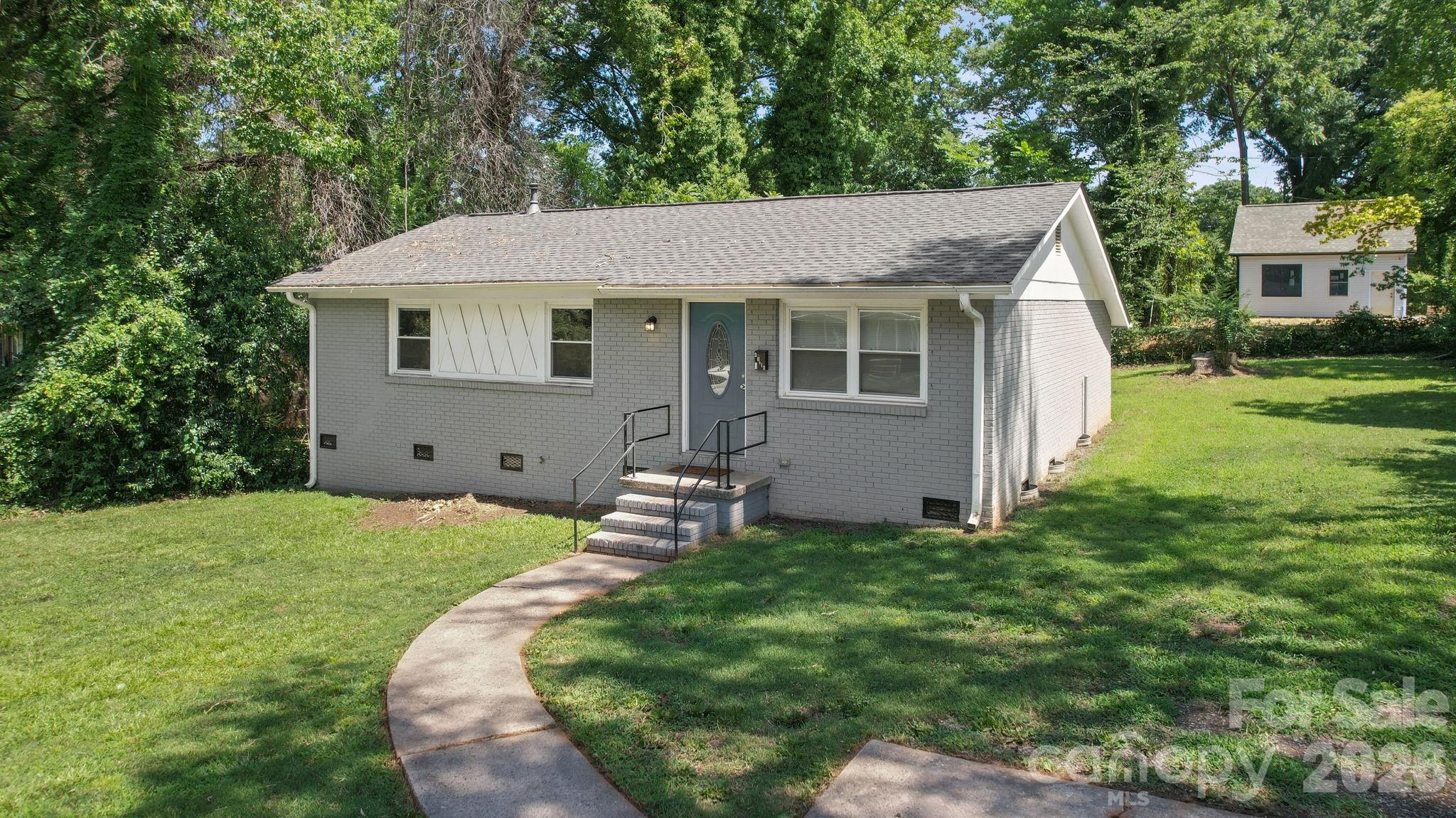 4316 Mckinley Drive — Charlotte