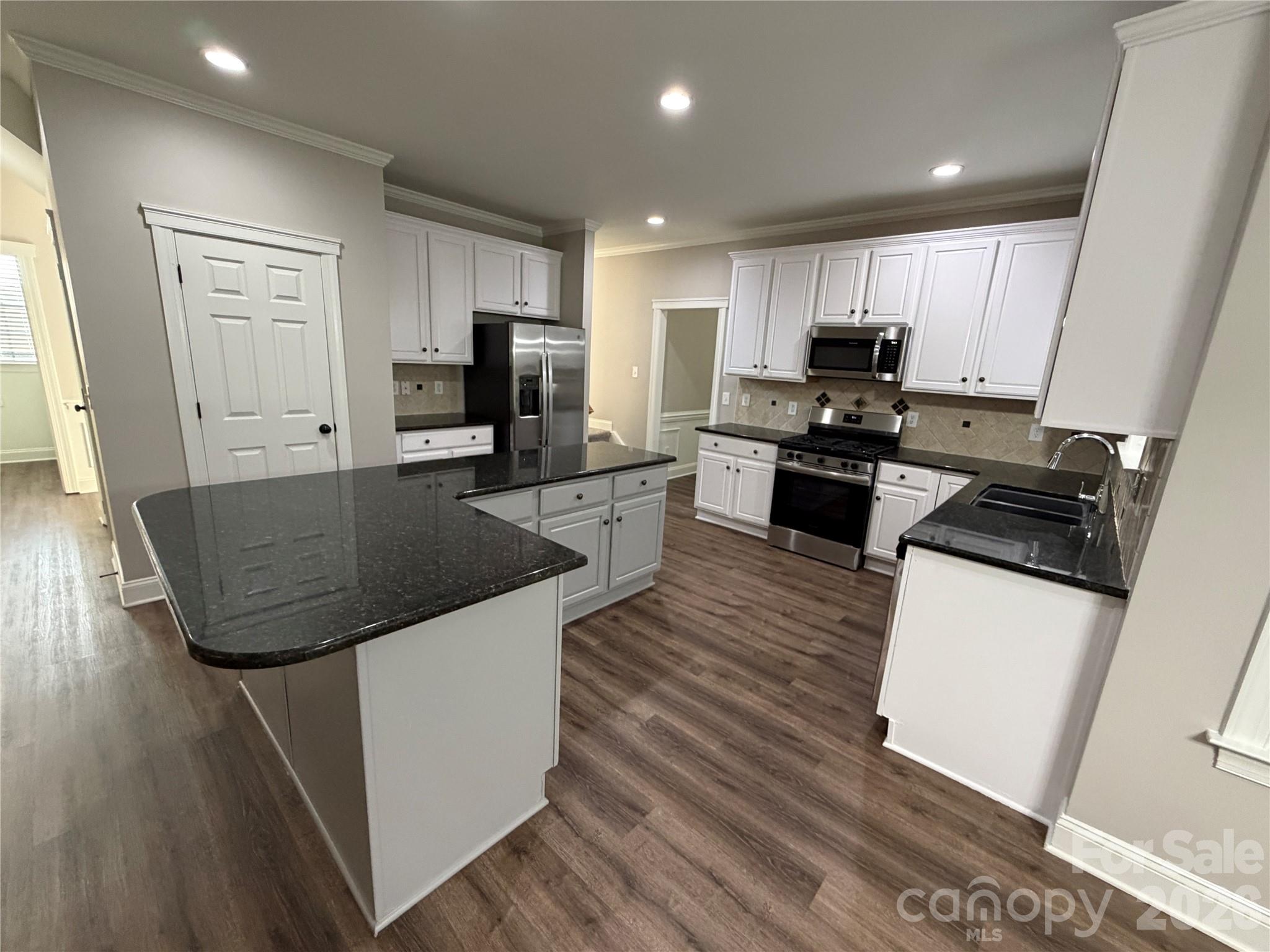 16008 Cleveleys Trail — Huntersville