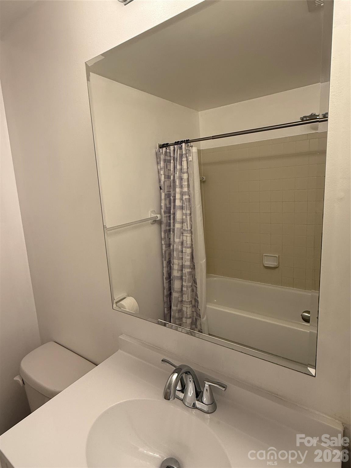 1645 Arlyn Circle #M — Charlotte