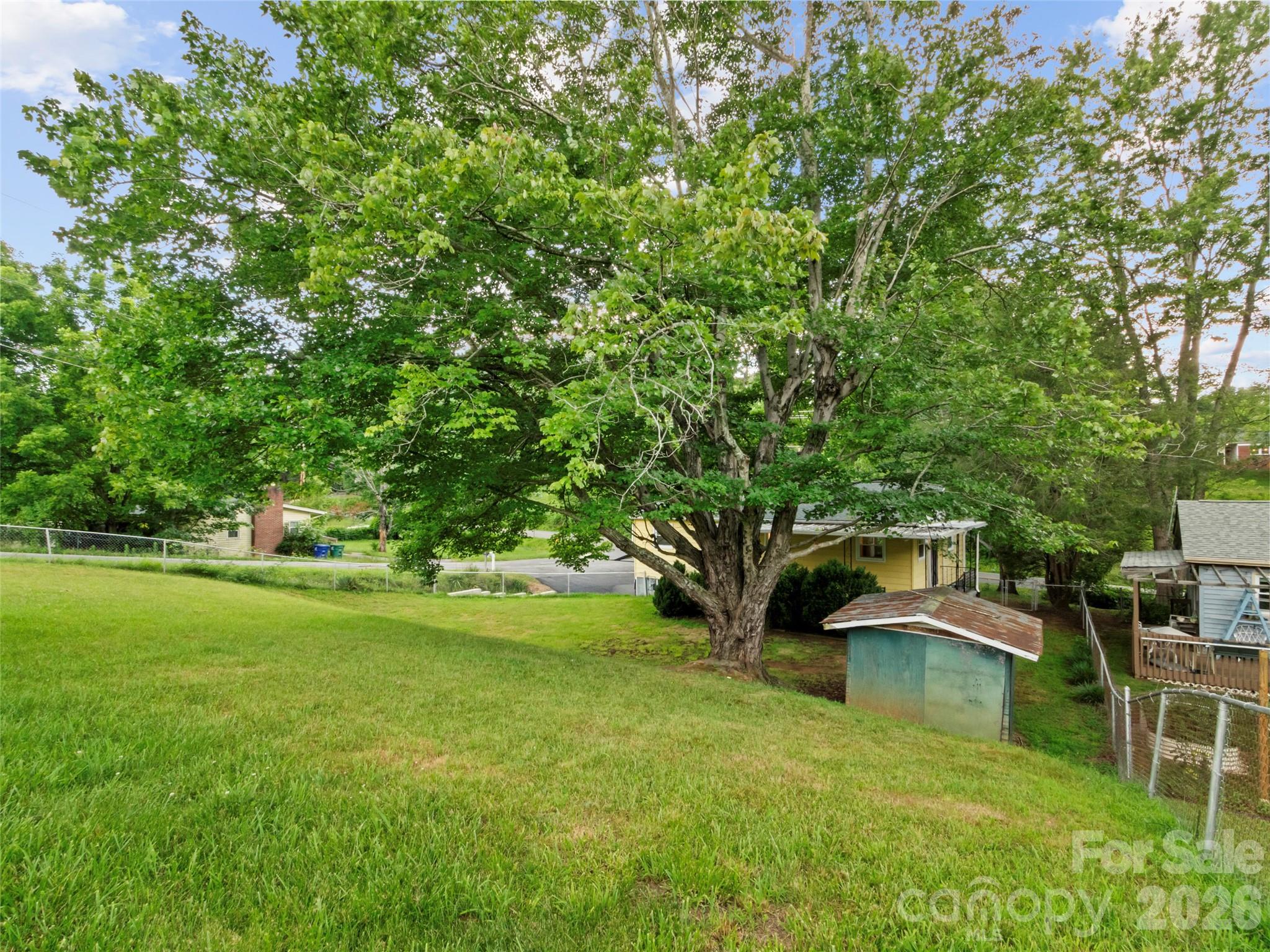 230 School Road E — Asheville
