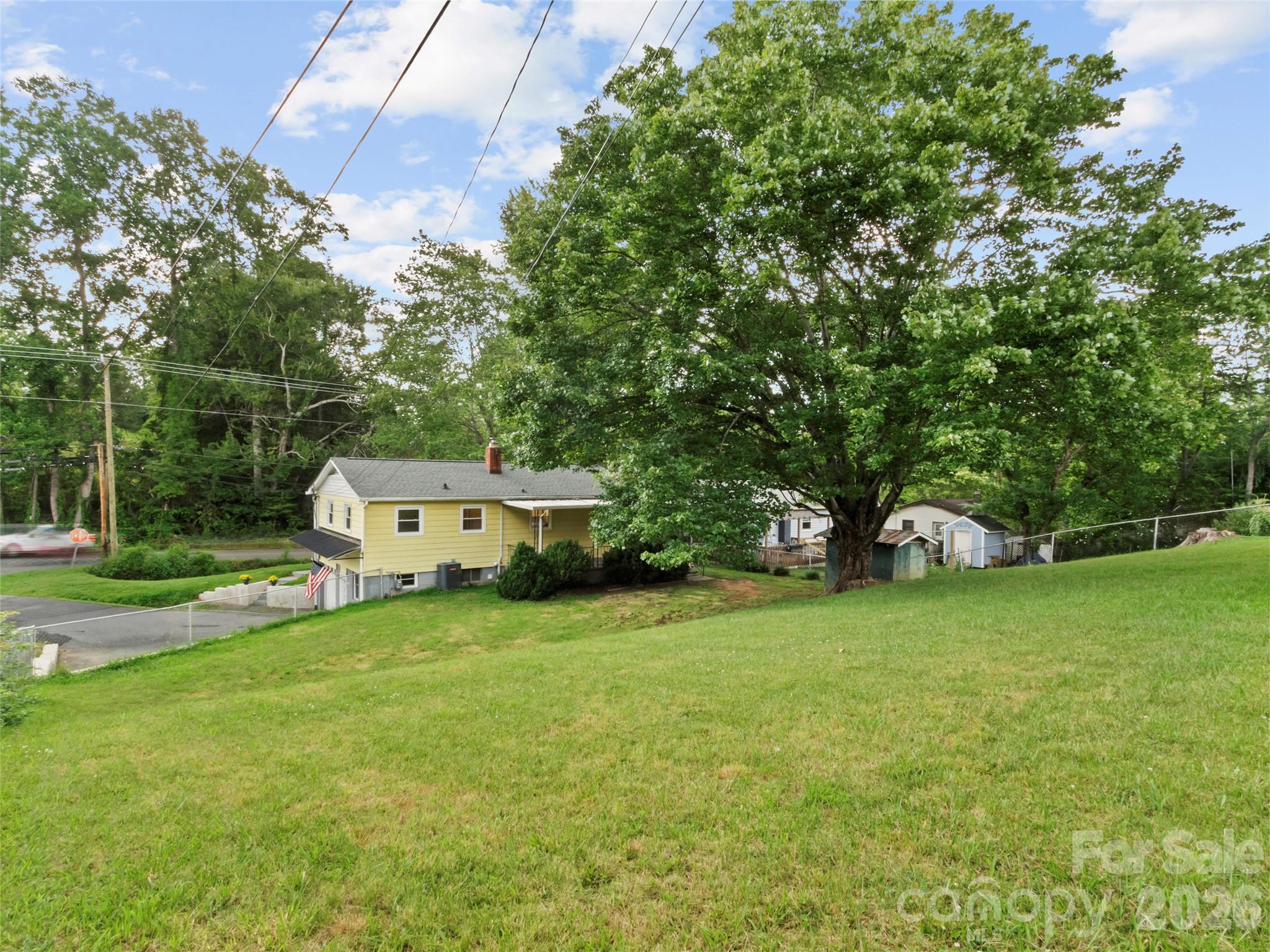 230 School Road E — Asheville