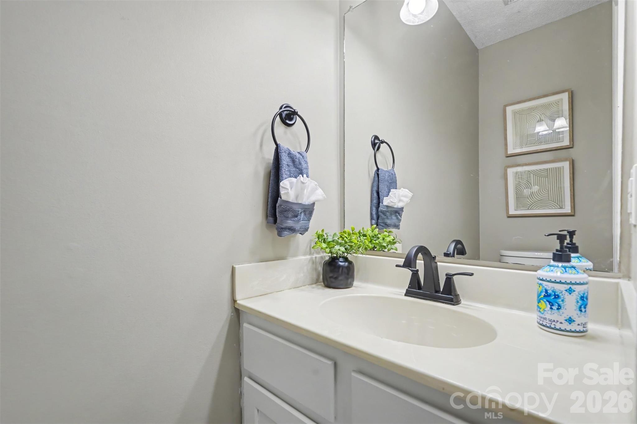 17016 Knoxwood Drive — Huntersville