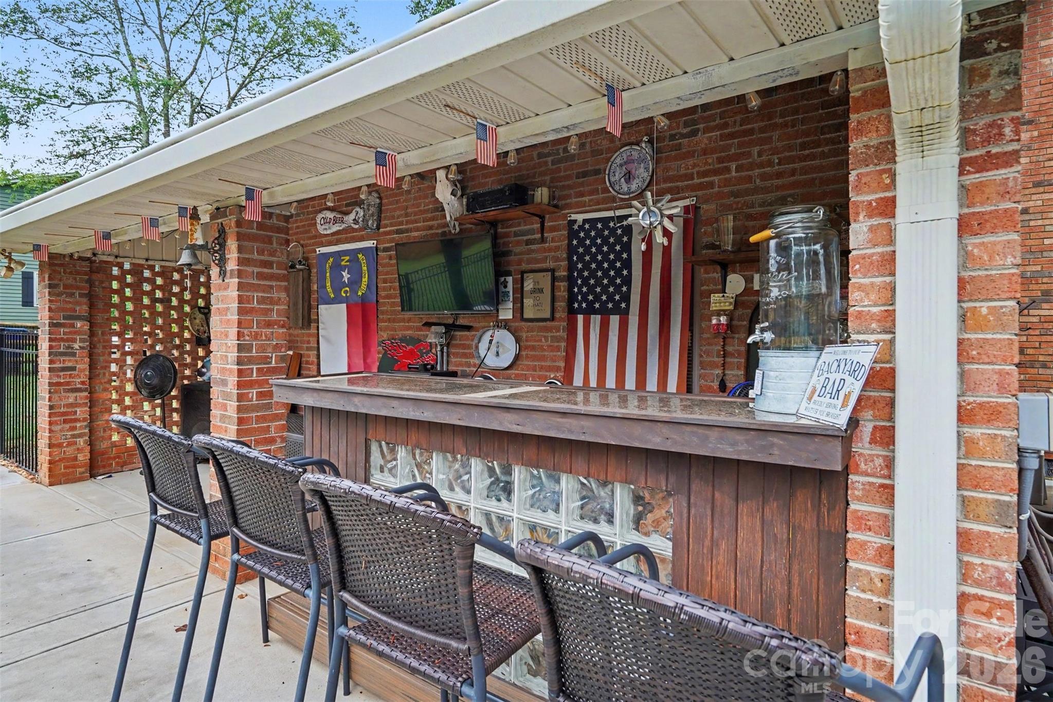 17016 Knoxwood Drive — Huntersville