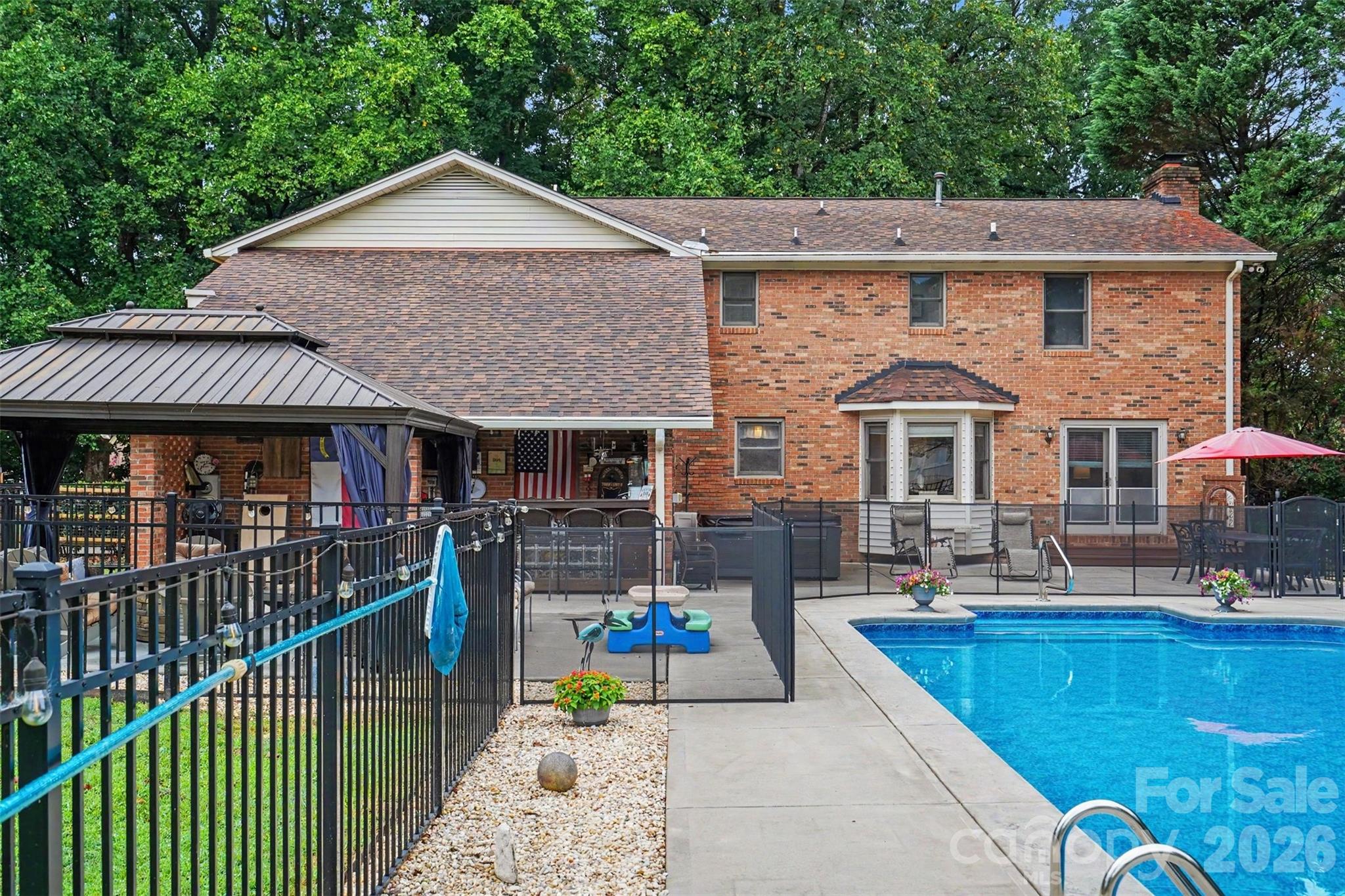 17016 Knoxwood Drive — Huntersville