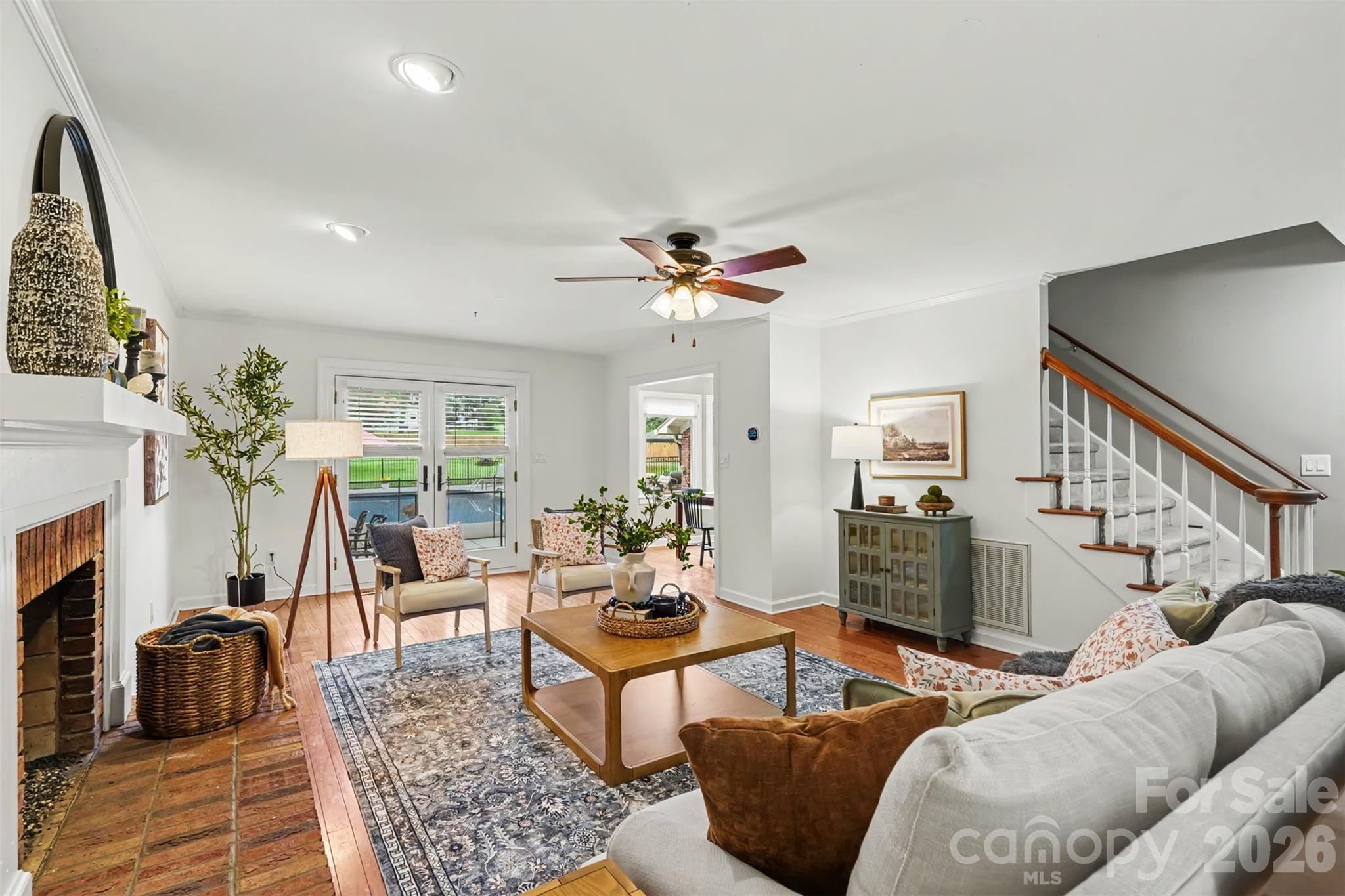 17016 Knoxwood Drive — Huntersville