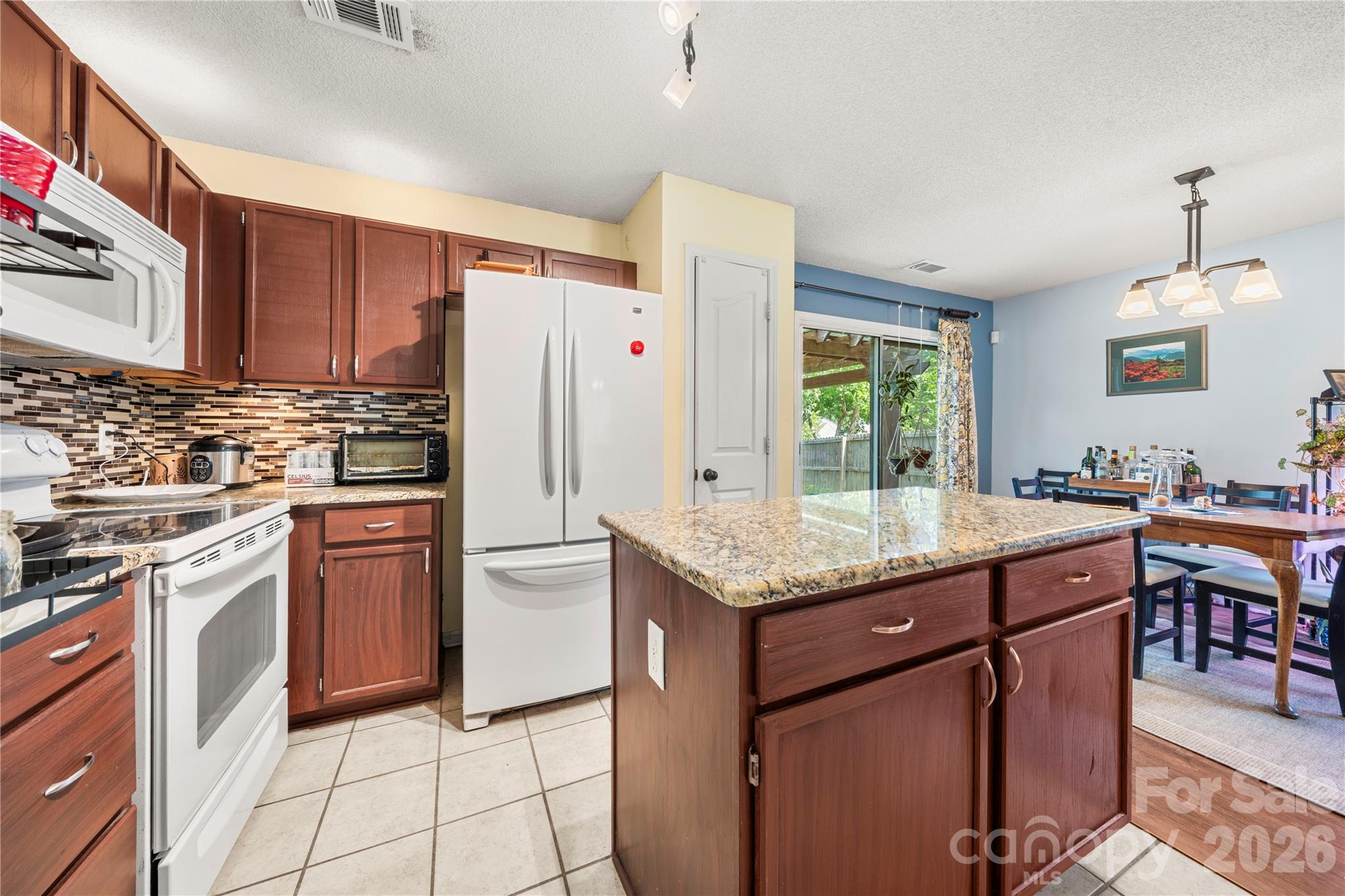 1623 Elk Creek Court — Charlotte