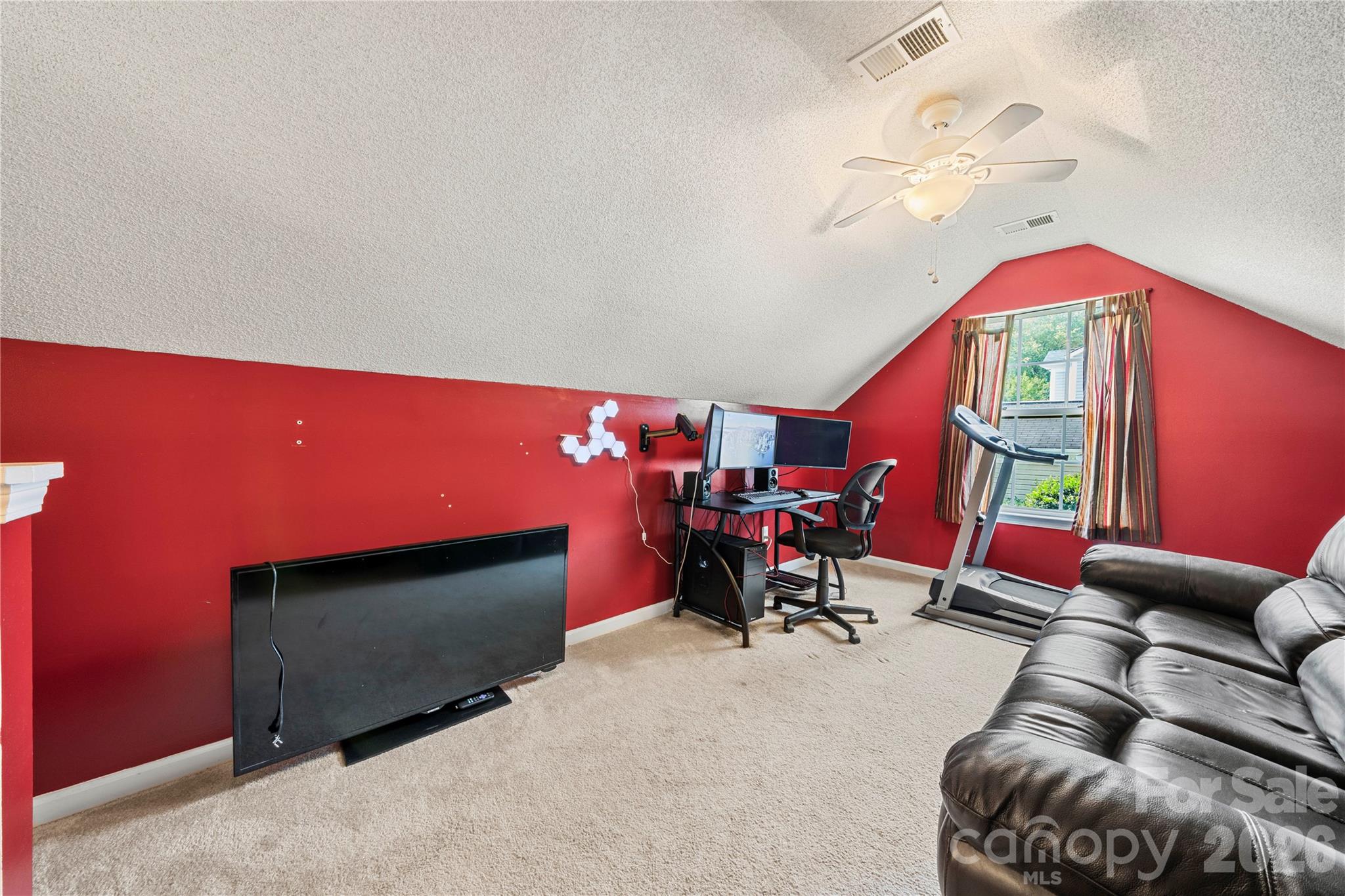 1623 Elk Creek Court — Charlotte