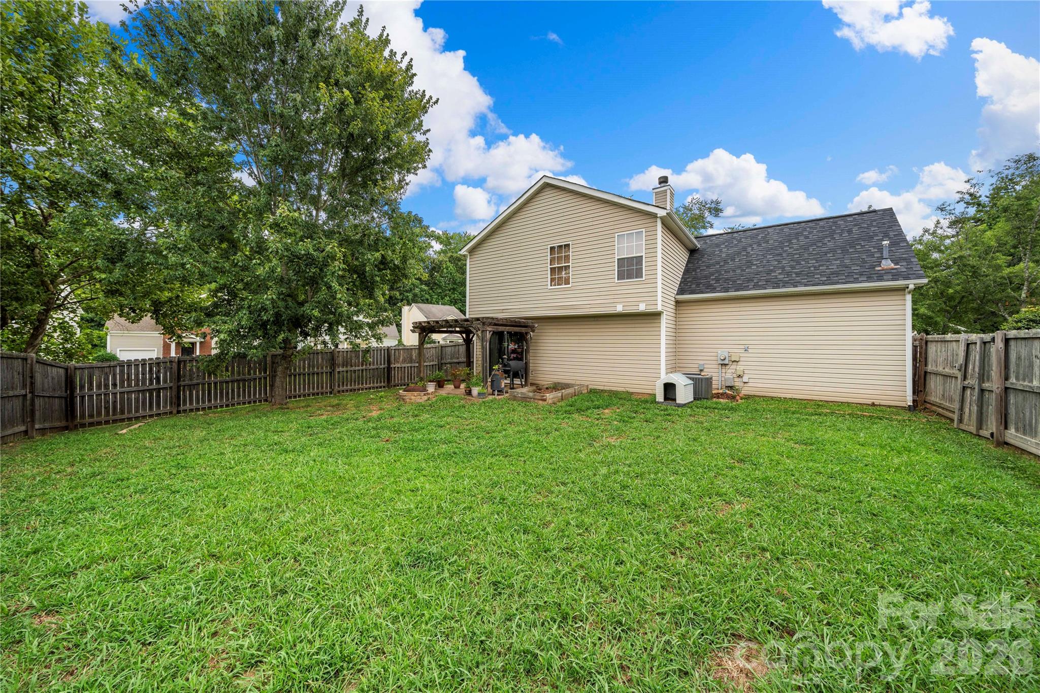 1623 Elk Creek Court — Charlotte
