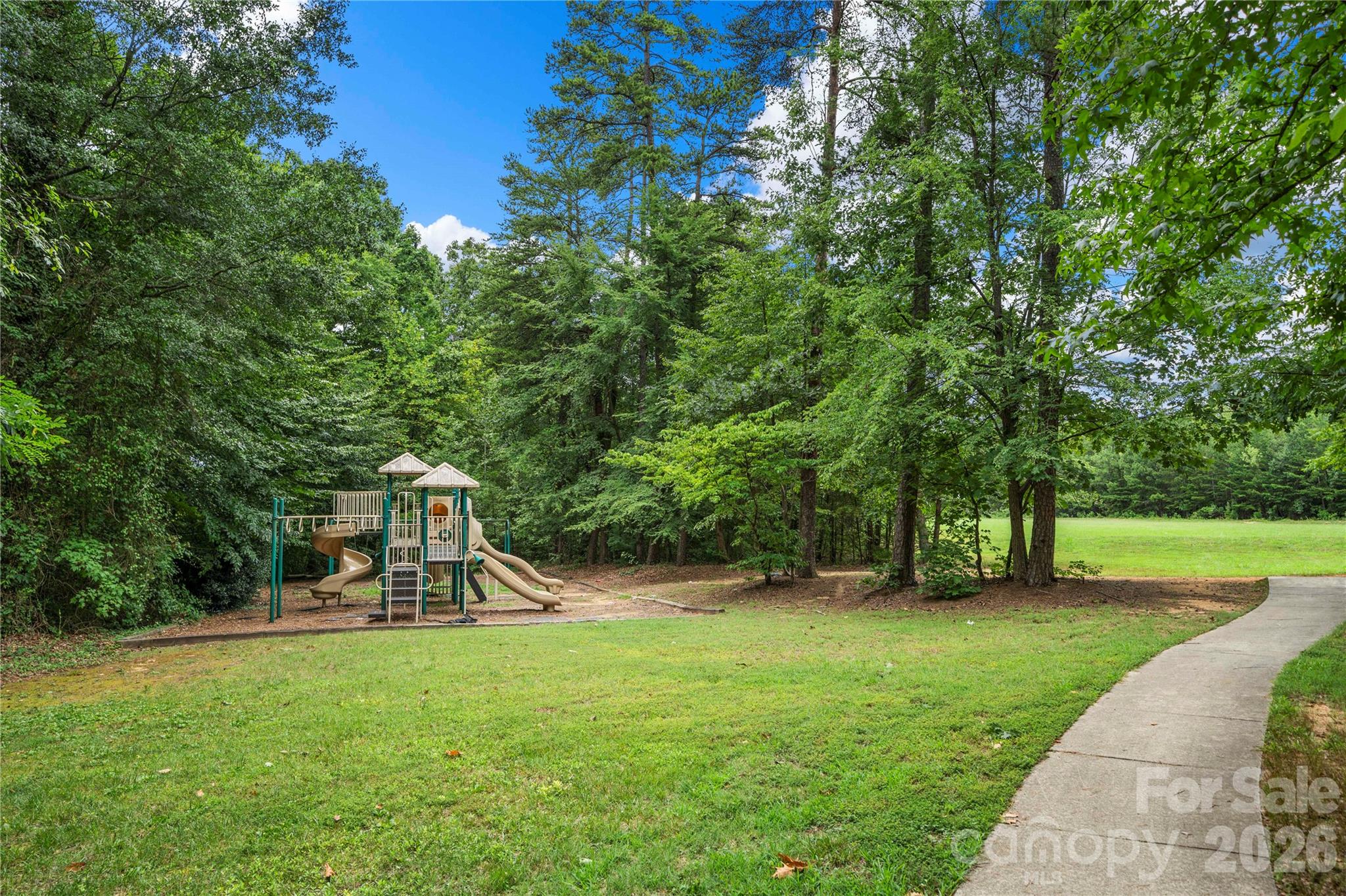 1623 Elk Creek Court — Charlotte