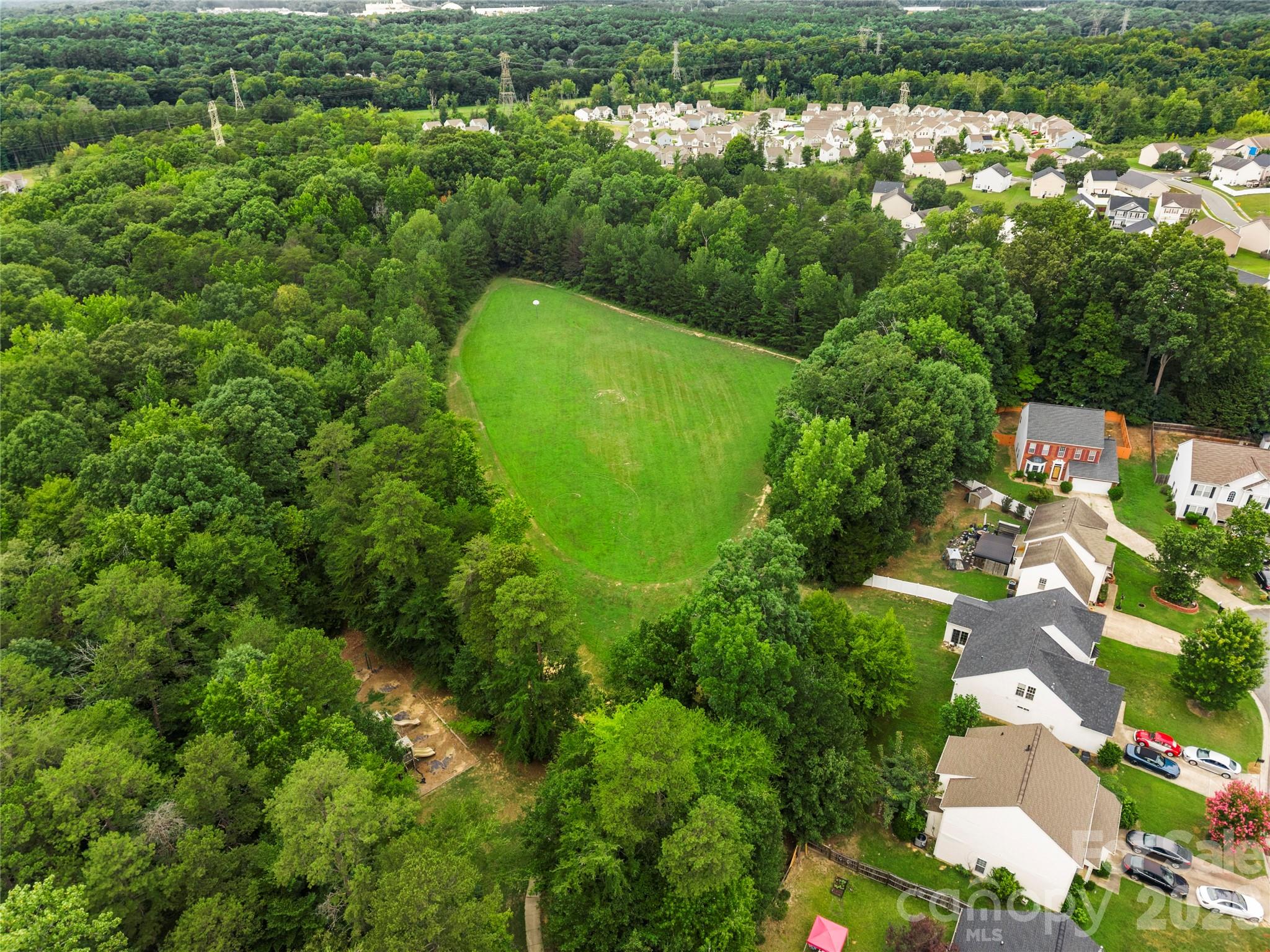 1623 Elk Creek Court — Charlotte