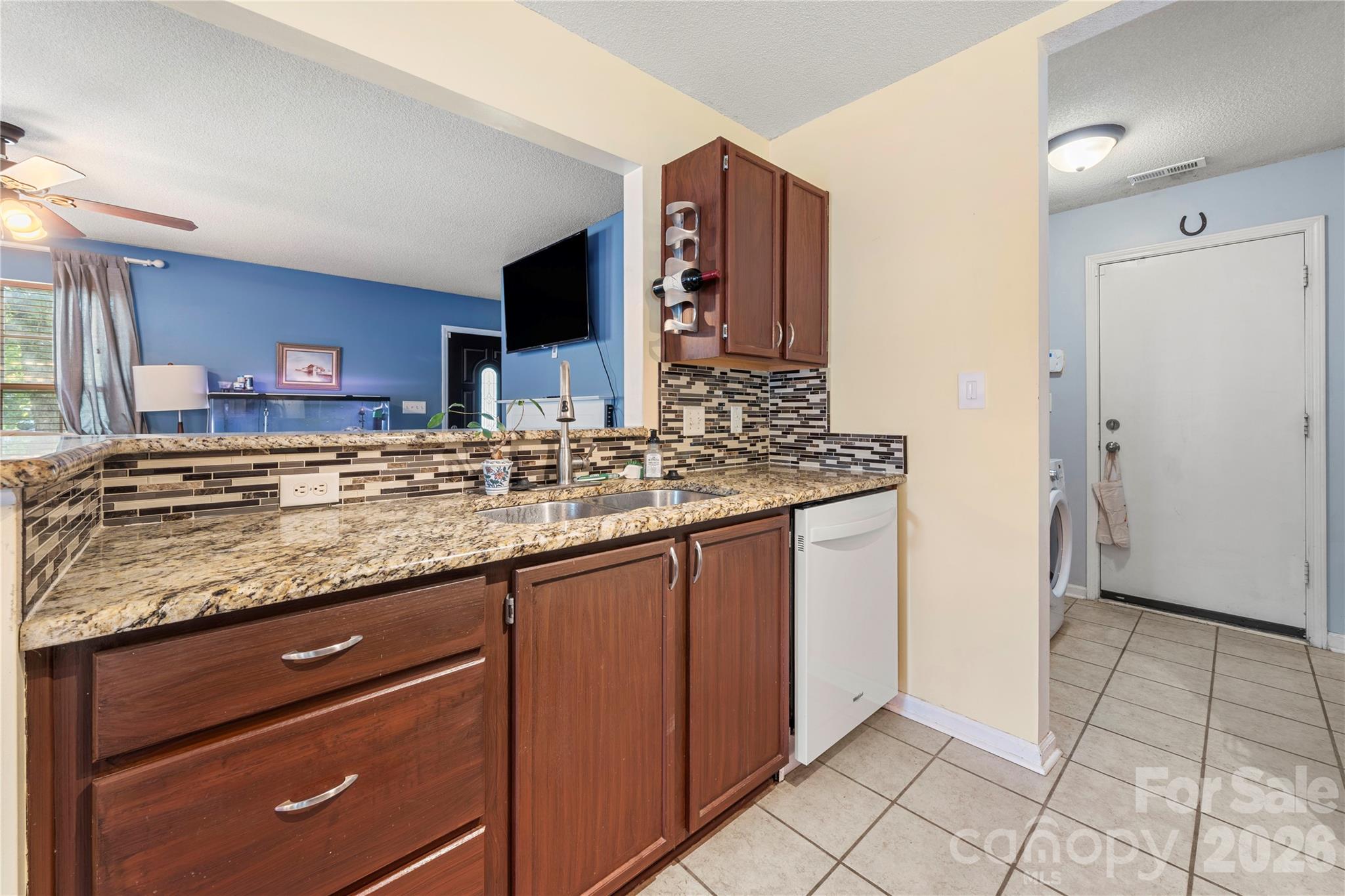 1623 Elk Creek Court — Charlotte