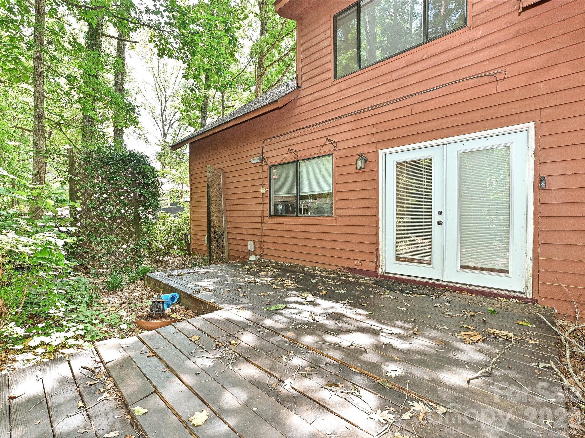 8401 Barncliff Road — Charlotte