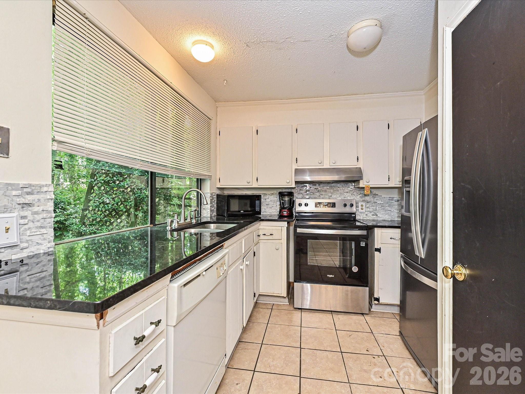 8401 Barncliff Road — Charlotte