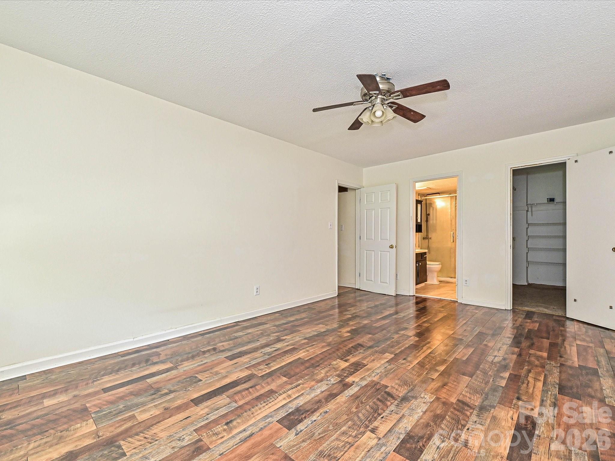 8401 Barncliff Road — Charlotte