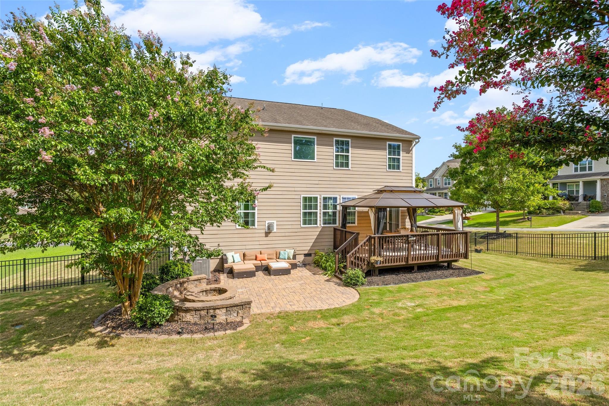 13403 Highflyer Woods Lane — Charlotte