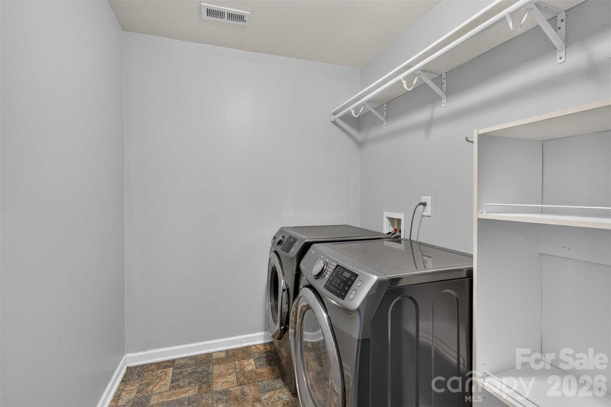 13904 Singleleaf Lane — Charlotte