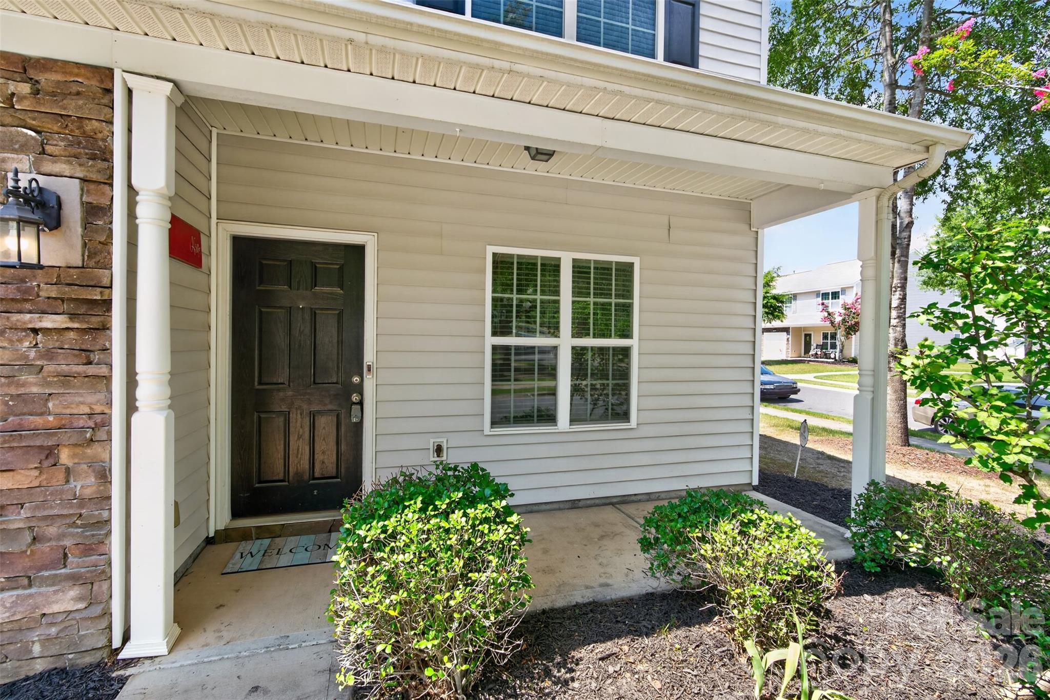 13904 Singleleaf Lane — Charlotte