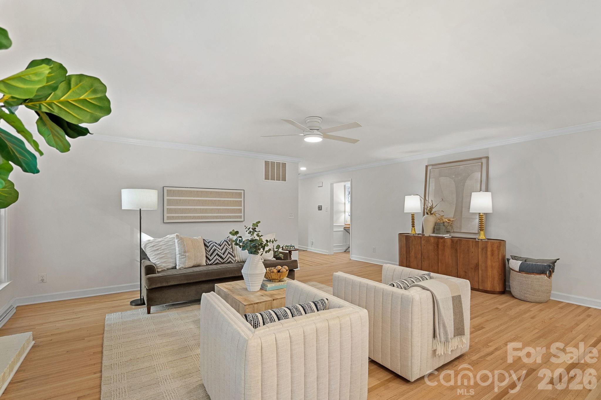 1100 Braeburn Road — Charlotte