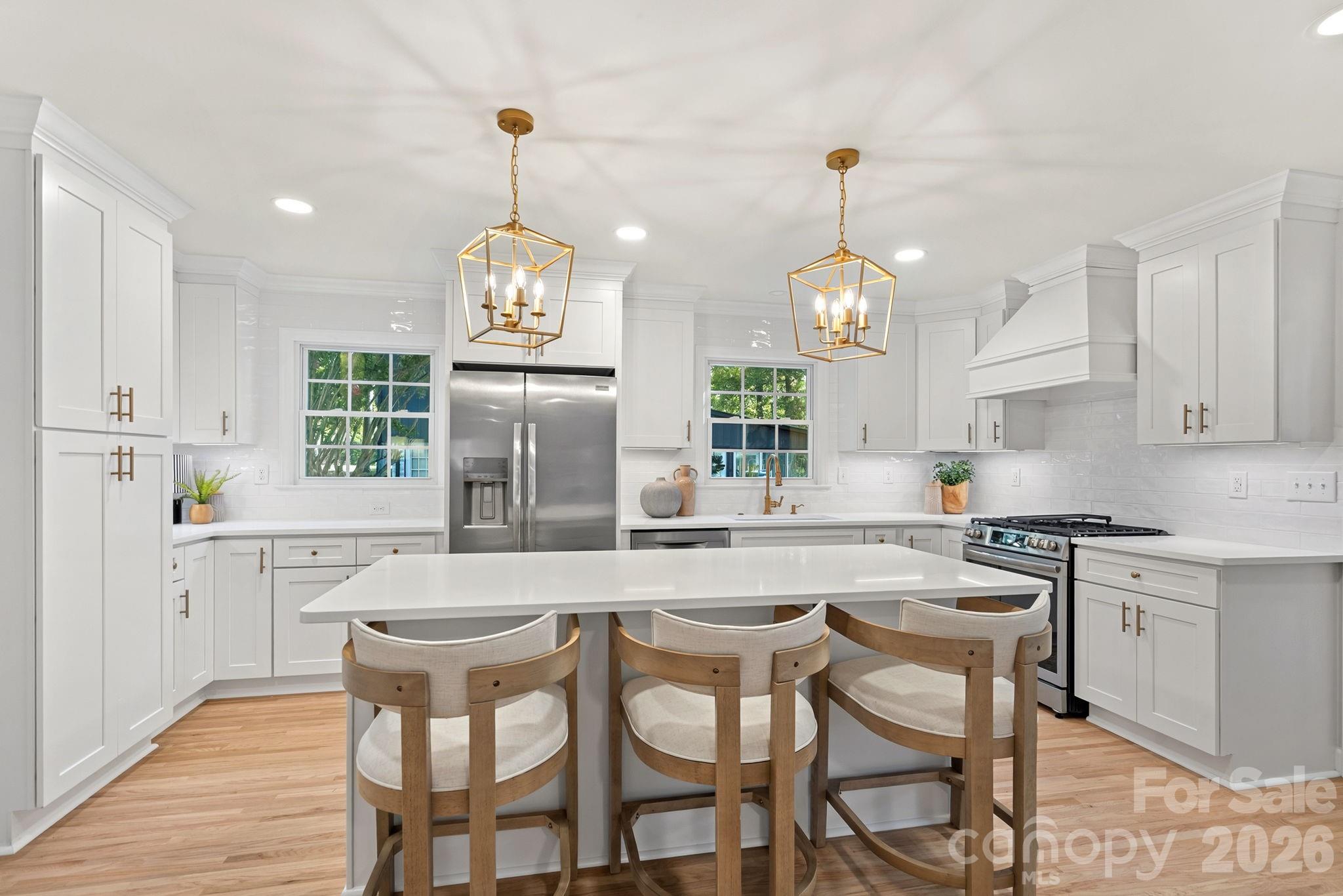 1100 Braeburn Road — Charlotte